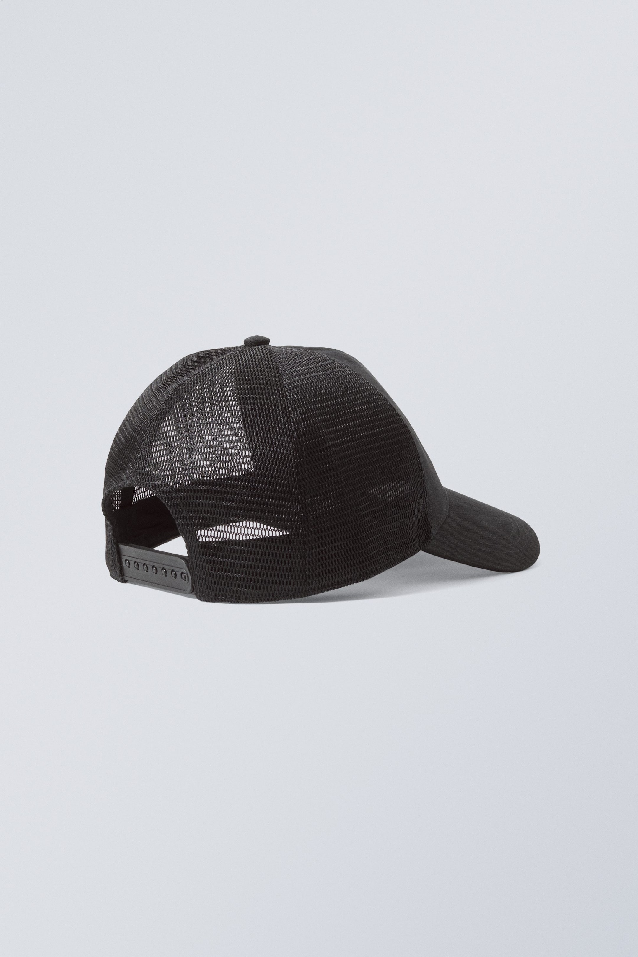 Black - Bea Trucker Cap - 1