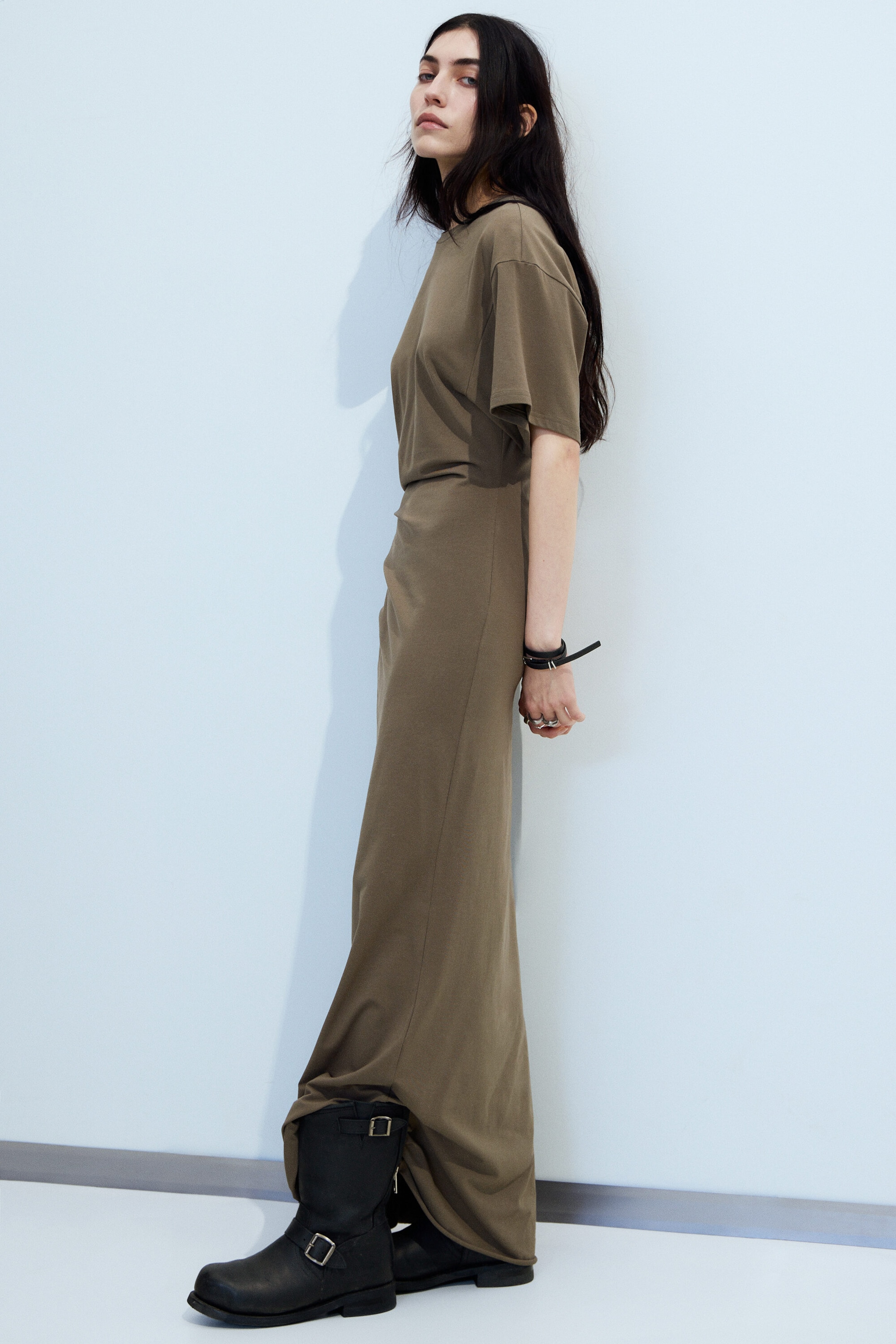 Dark Mole - Gathered Short-Sleeved Maxi Dress - 2