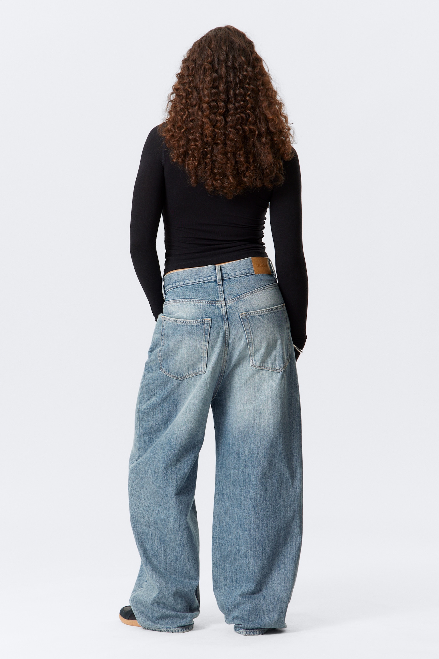 Astro Loose Extra Baggy Leg Jeans - Blue Stream - 8