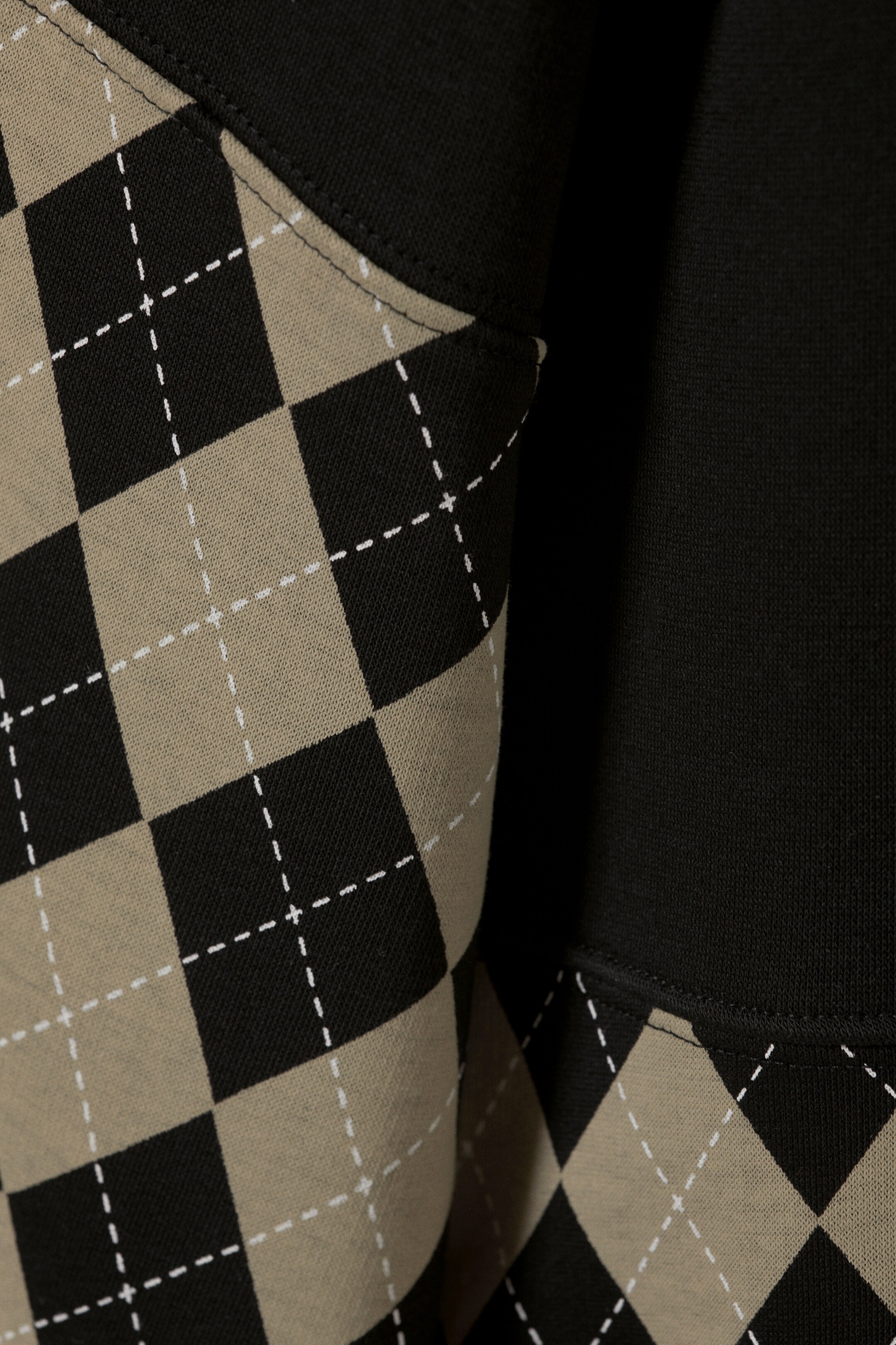 Visualizza immagine più grande: Felpa polo dalla vestibilità loose con grafica - Nero – Inserto a rombi - UOMO | H&M IT 2