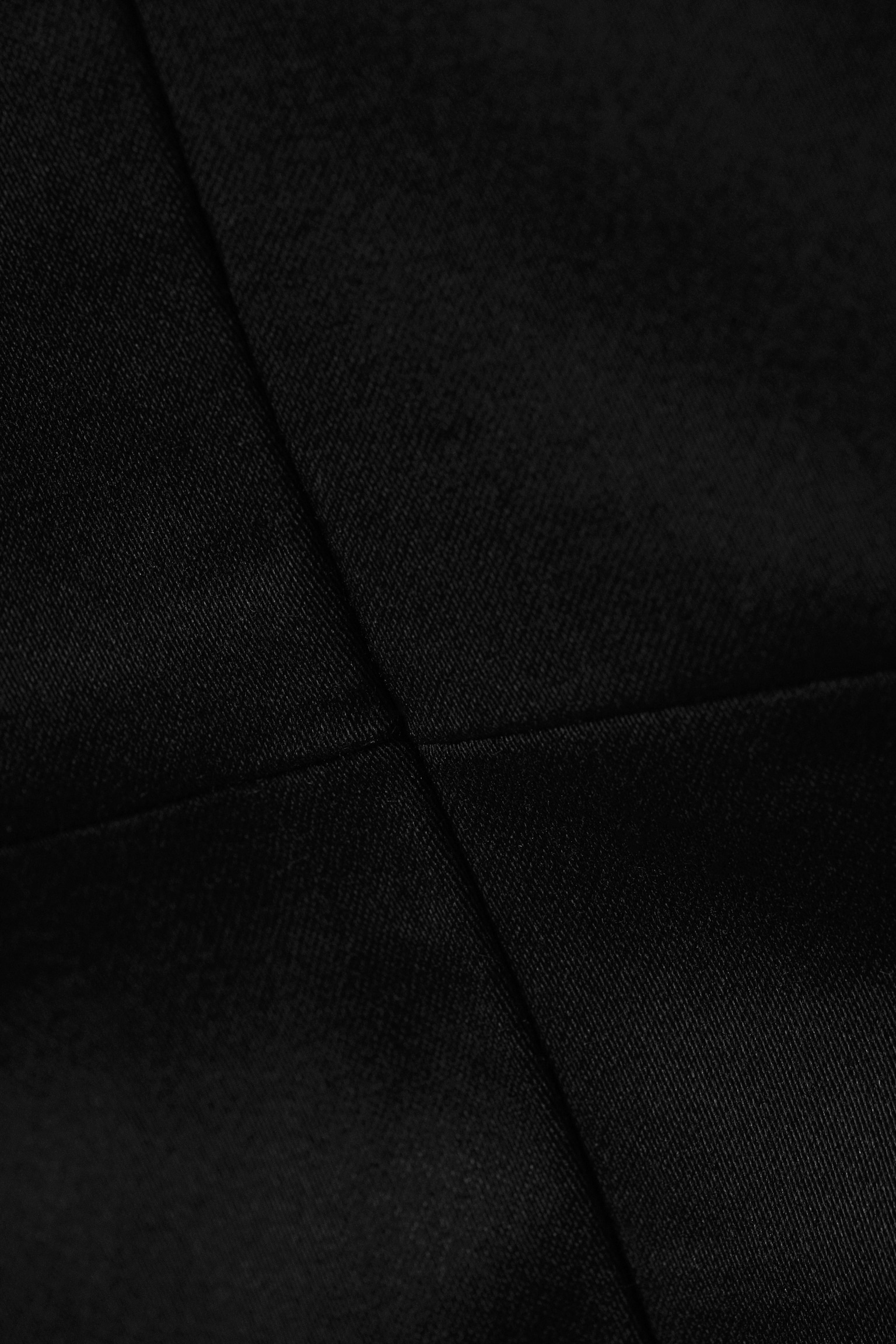 Square Neck Fitted Body - Black - 5