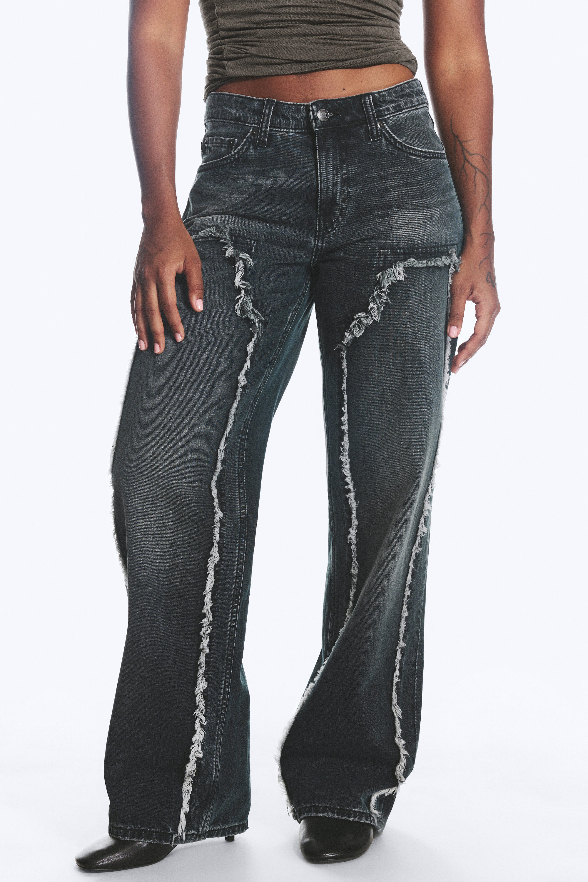 ample frayed low rise loose wide jeans - Kimberly Blue - Dark Blue