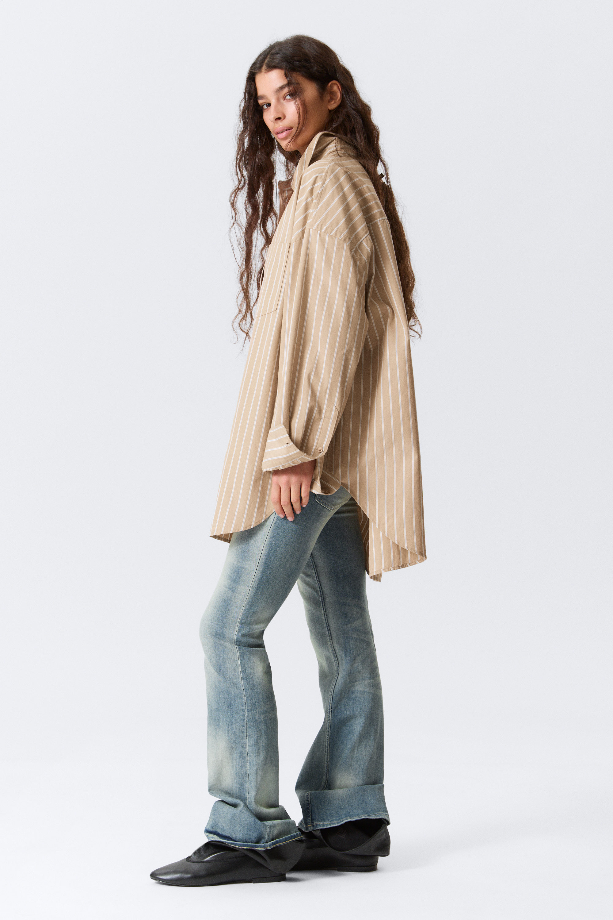 Striped Beige - Oversized Long-Sleeved Shirt - 2