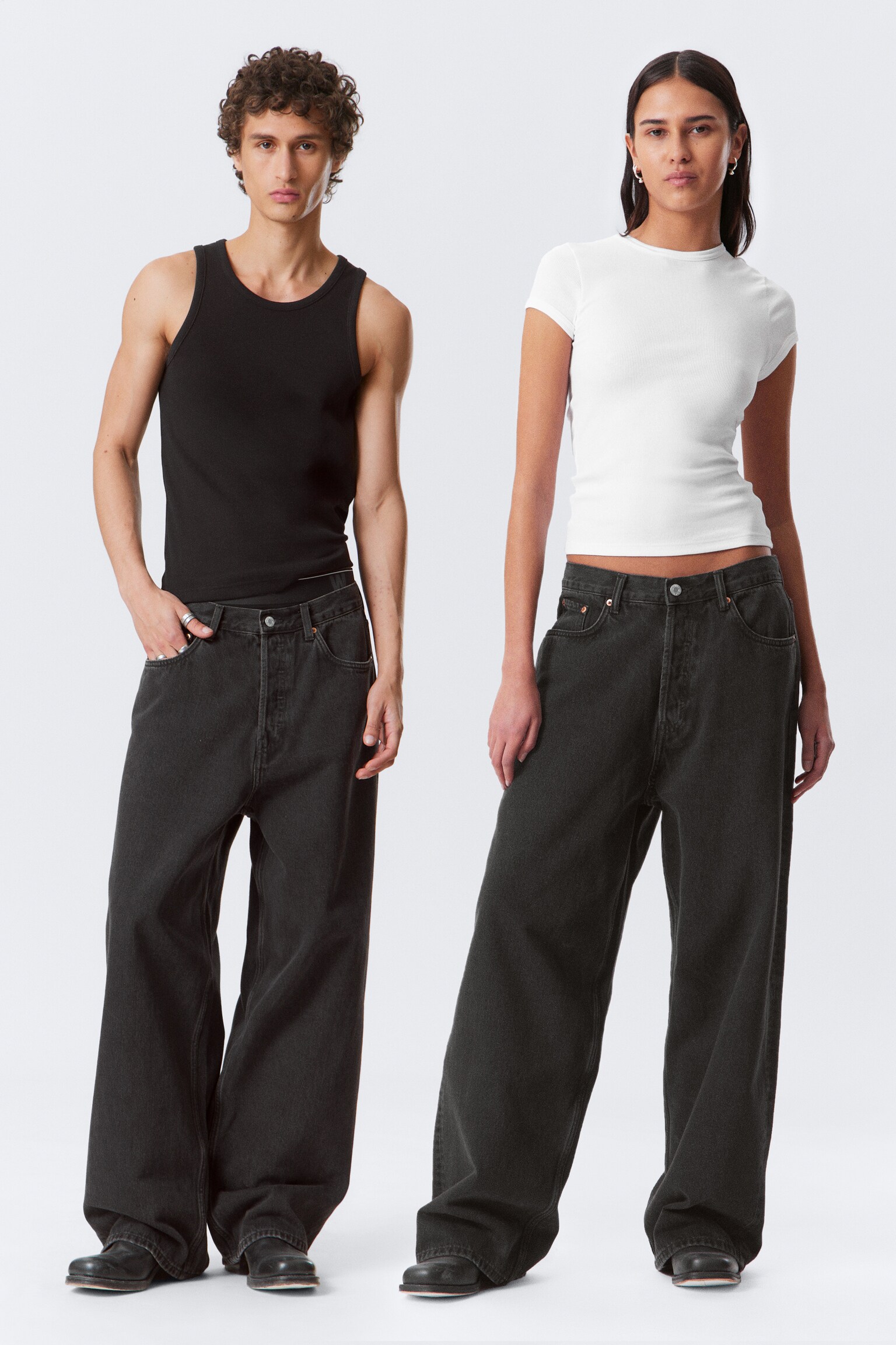 Astro Loose Baggy Leg Jeans - Tuned Black - Black/Blue Stream - Medium Blue/Blue Rinse - Dark Blue/Blue One - Medium Blue/Board Blue - Medium Blue/Mine Grey/Dusky Black - Black/Black Rinse - Black/Snow Blue - Light Blue/Mine Blue - Medium Blue/Torn Blue - Medium Blue