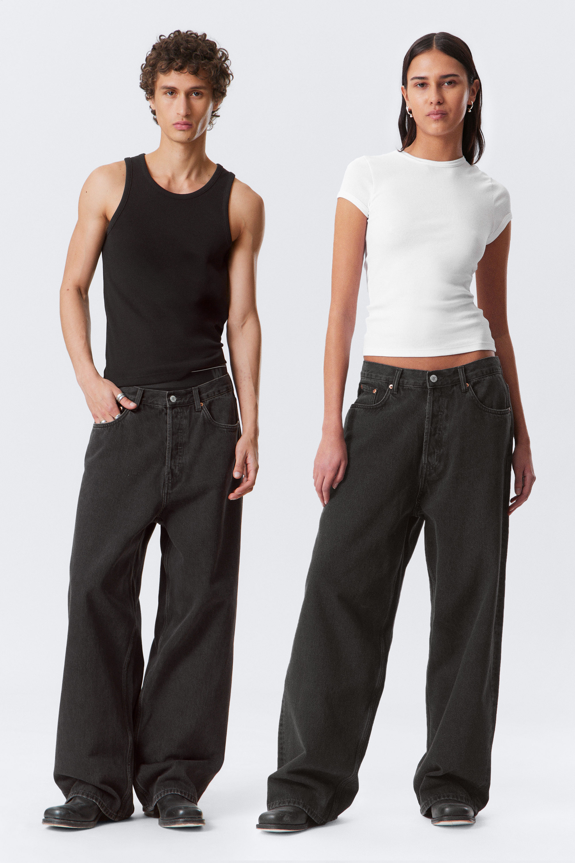 #272628 - Astro Loose Baggy Leg Jeans - 1