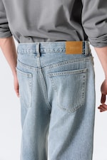 Blue Fade - Medium Blue - Galaxy Mid Rise Loose Straight Leg Unisex Jeans - 4