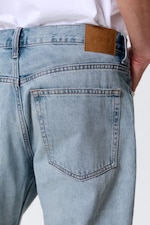 Kimberley Blue - Mittelblau - Meteor Low Rise Relaxed Straight Leg Jeans - 4