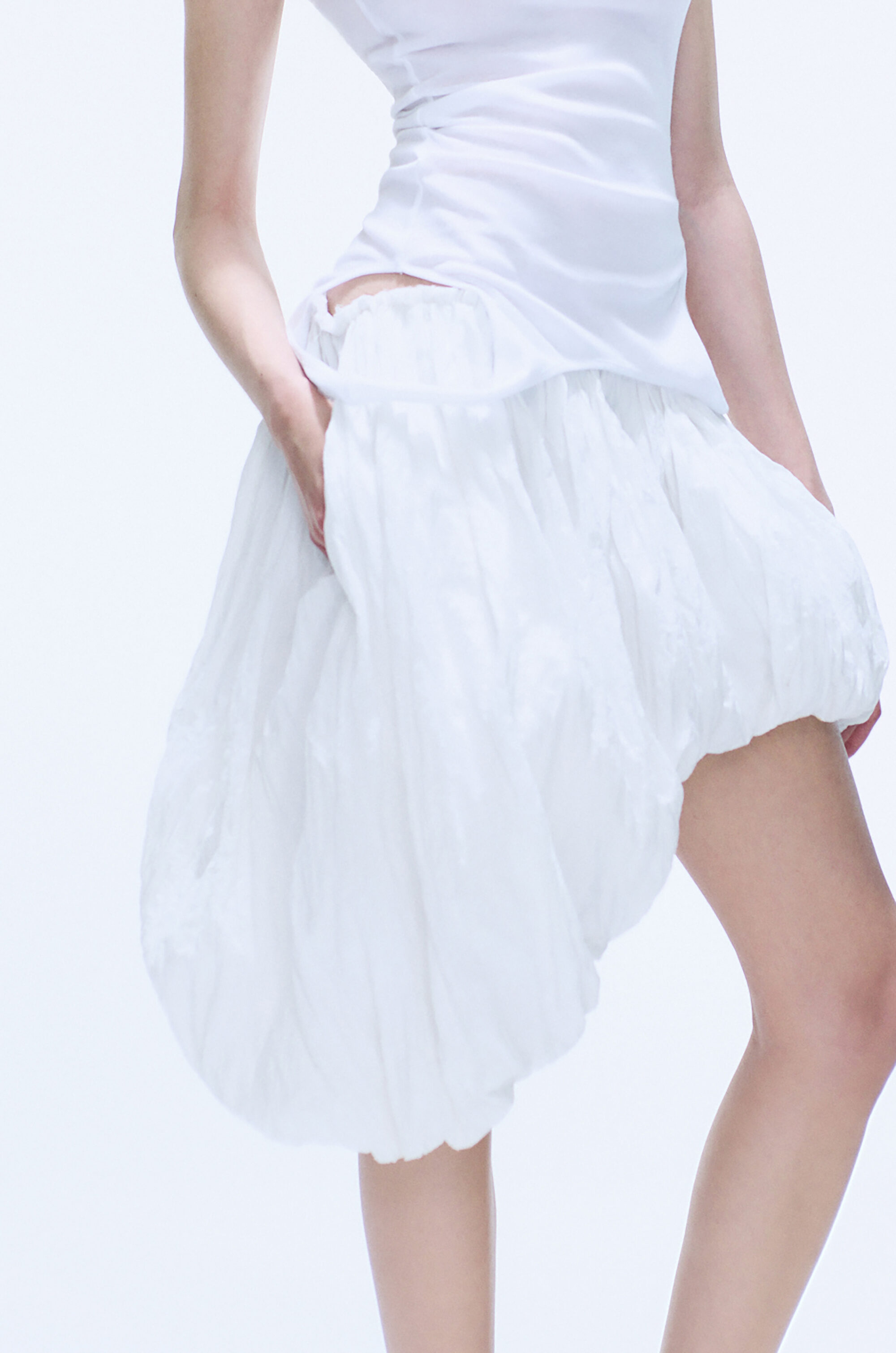 crinkled balloon skirt - White | Weekday WW