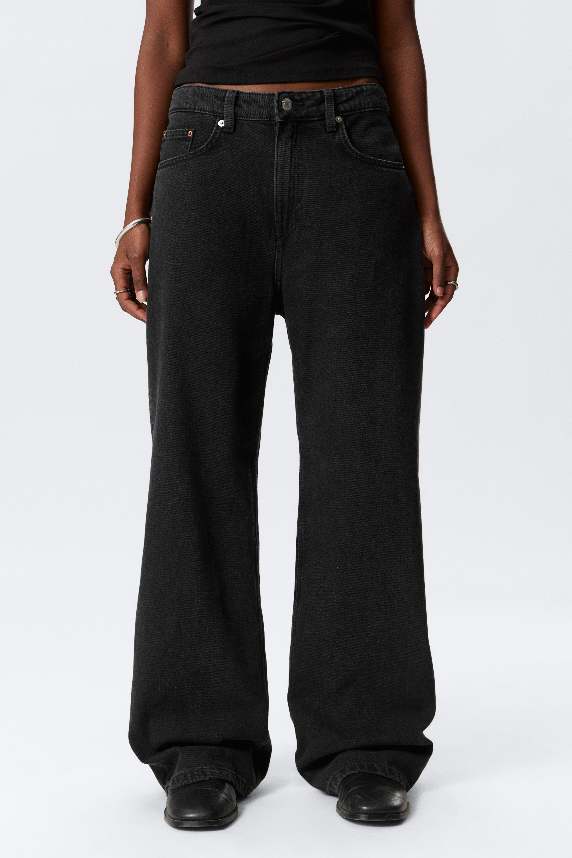 Tuned Black - Black - Missy Low Rise Loose Straight Leg Jeans - 2
