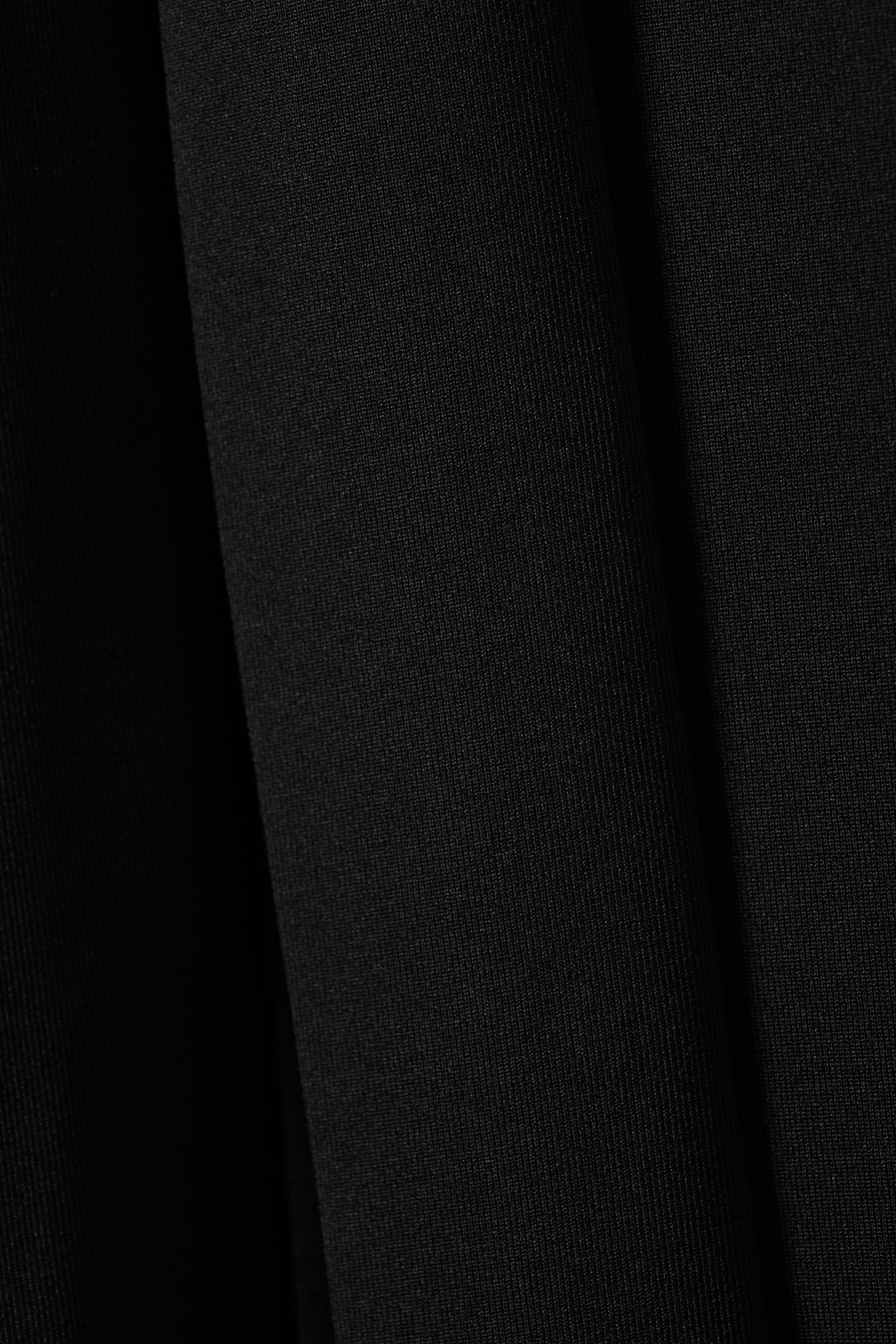 Schwarz - Top mit One-Shoulder-Träger - 1