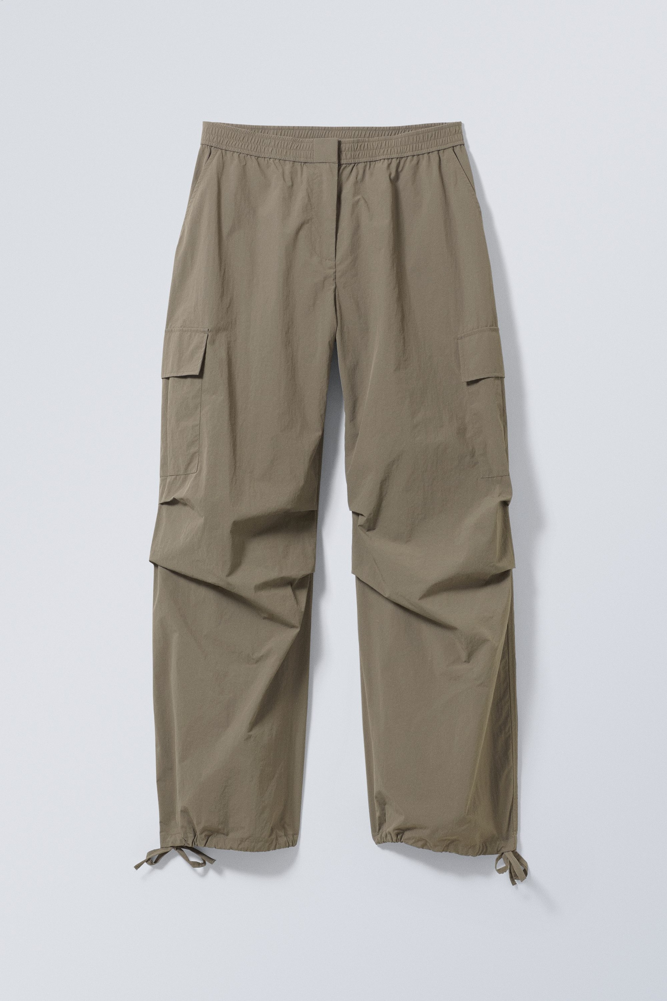 Dunkles Taupe - Fallschirmhose Nila - 1