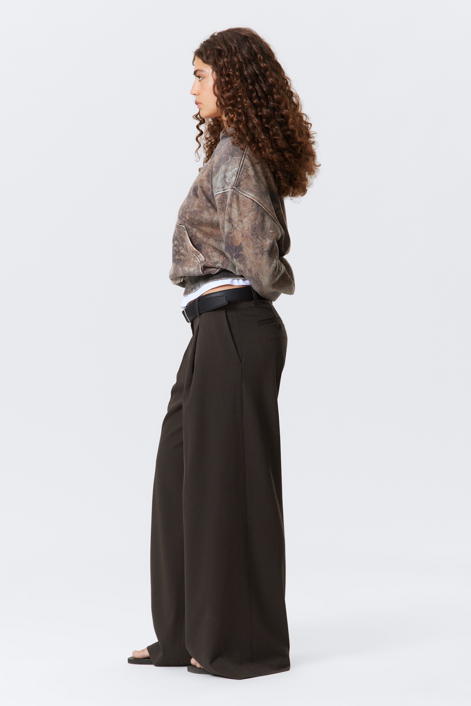 Low Rise Wide Leg Pleated Suiting Trousers - Dark Brown/Dark Grey Melange - 3