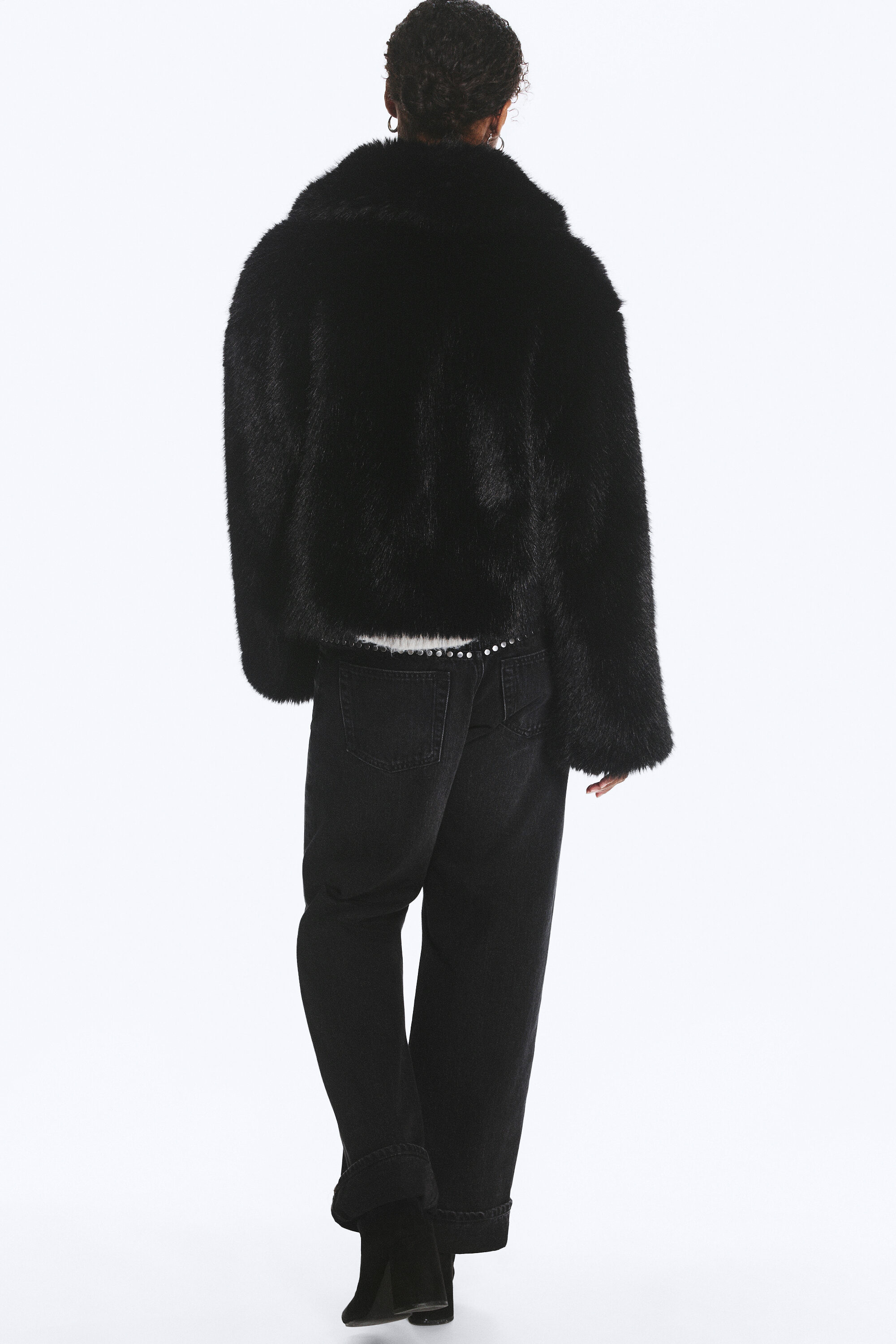 faux fur zip jacket - Black | Monki WW