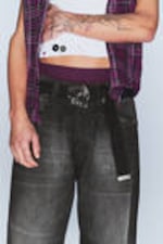 Chafe –Schwarz - Looser – Weite Jeans mit normaler Taille - 2