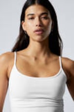 #FFFFFF - Fitted Strappy Scoop Neck Singlet