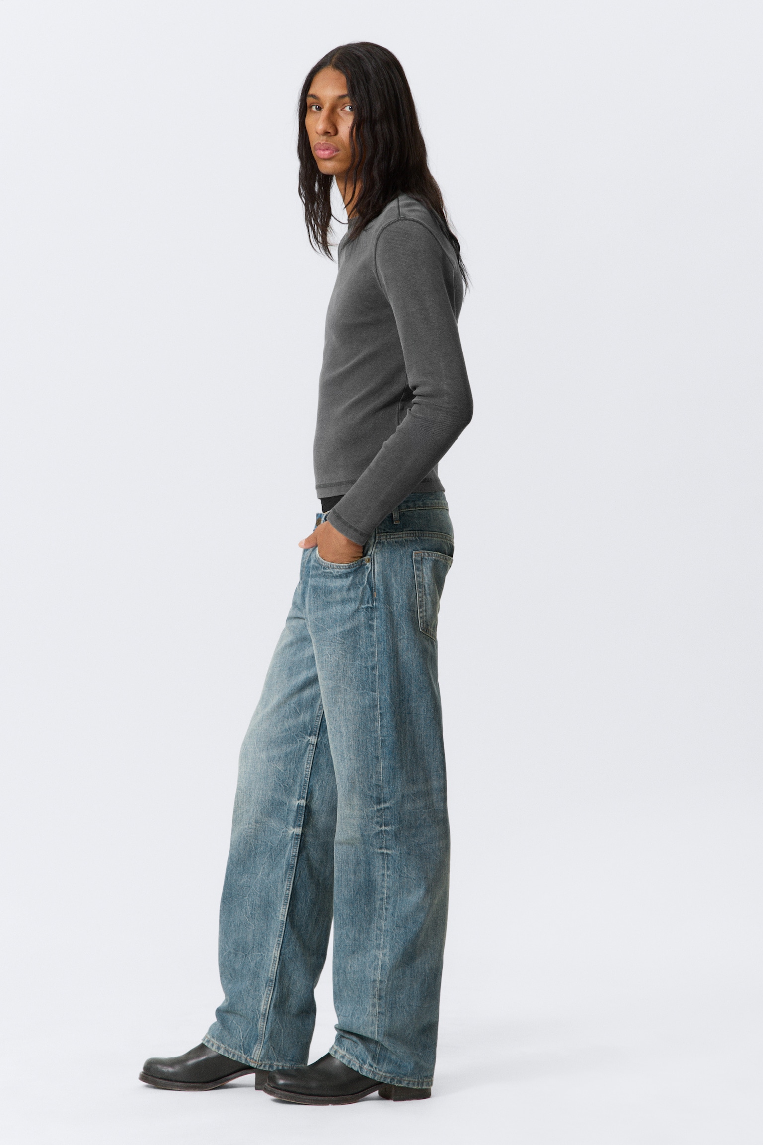 Jean droit ample taille basse Sphere - Cyan Dust - Bleu moyen/Black Rinse - Noir/Bleu One - Bleu foncé/Aeon Blue – Bleu clair/Baltic Blue - Bleu foncé/Gris mine - Gris foncé/Bleu superposé - 3