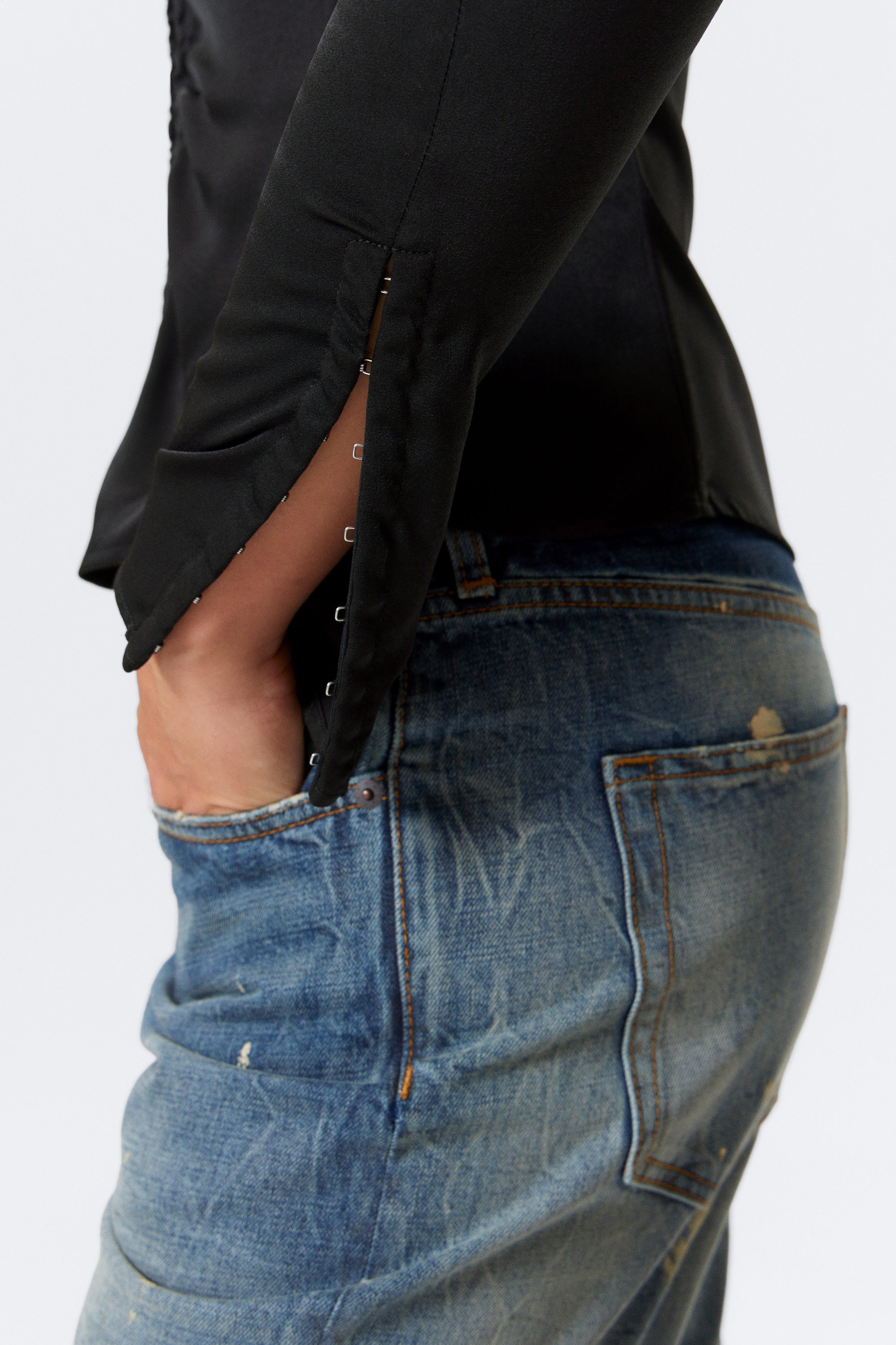 Black - Long-Sleeved Fitted Satin Shirt - 3