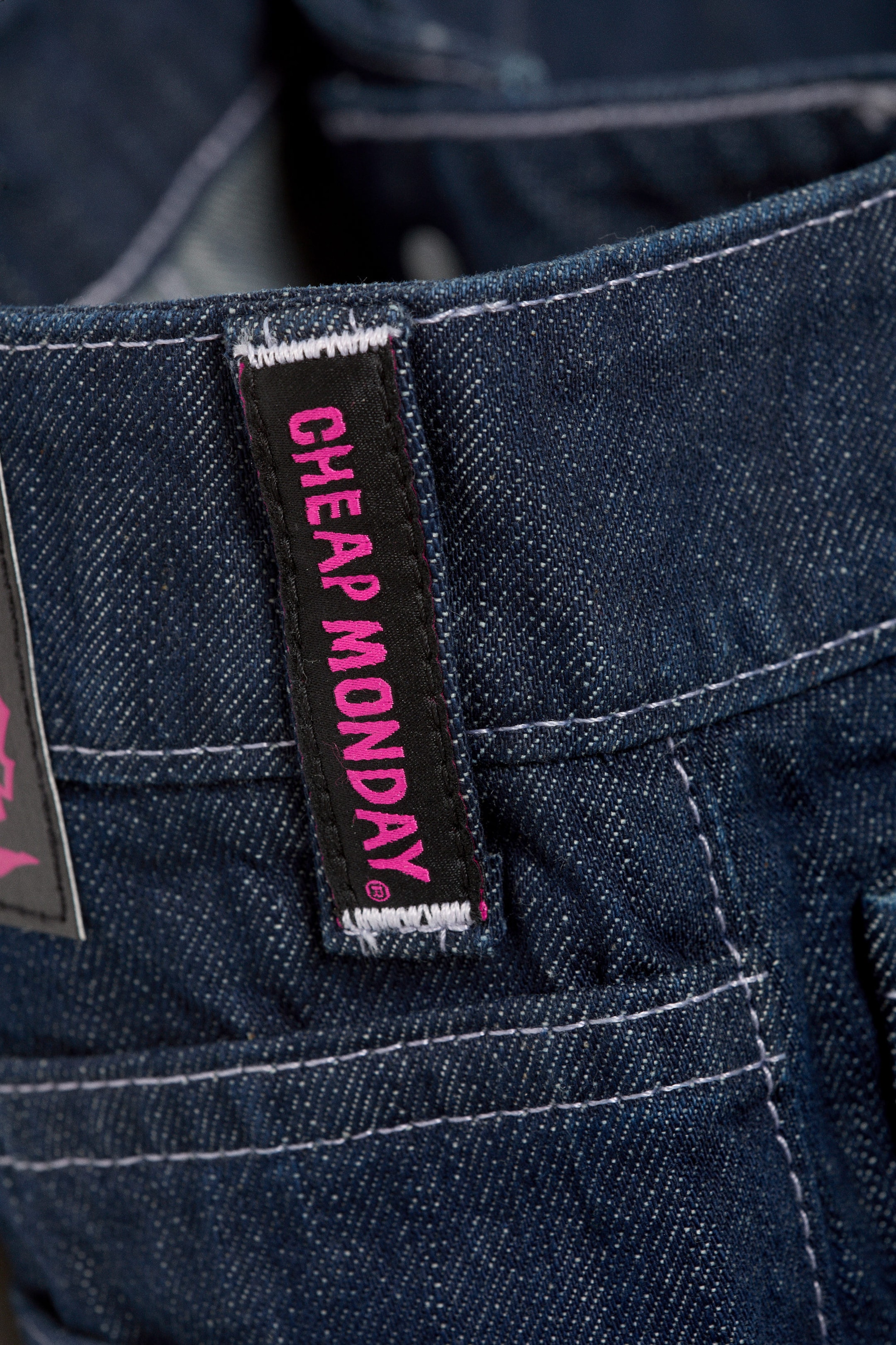 Blue Rinse - Dunkelblau - Messy Low Rise Regular Straight Jeans - 1