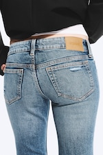 Blue Horses - Medium Blue - Hour skinny bootcut-jeans med lavt liv og slitne detaljer - 4