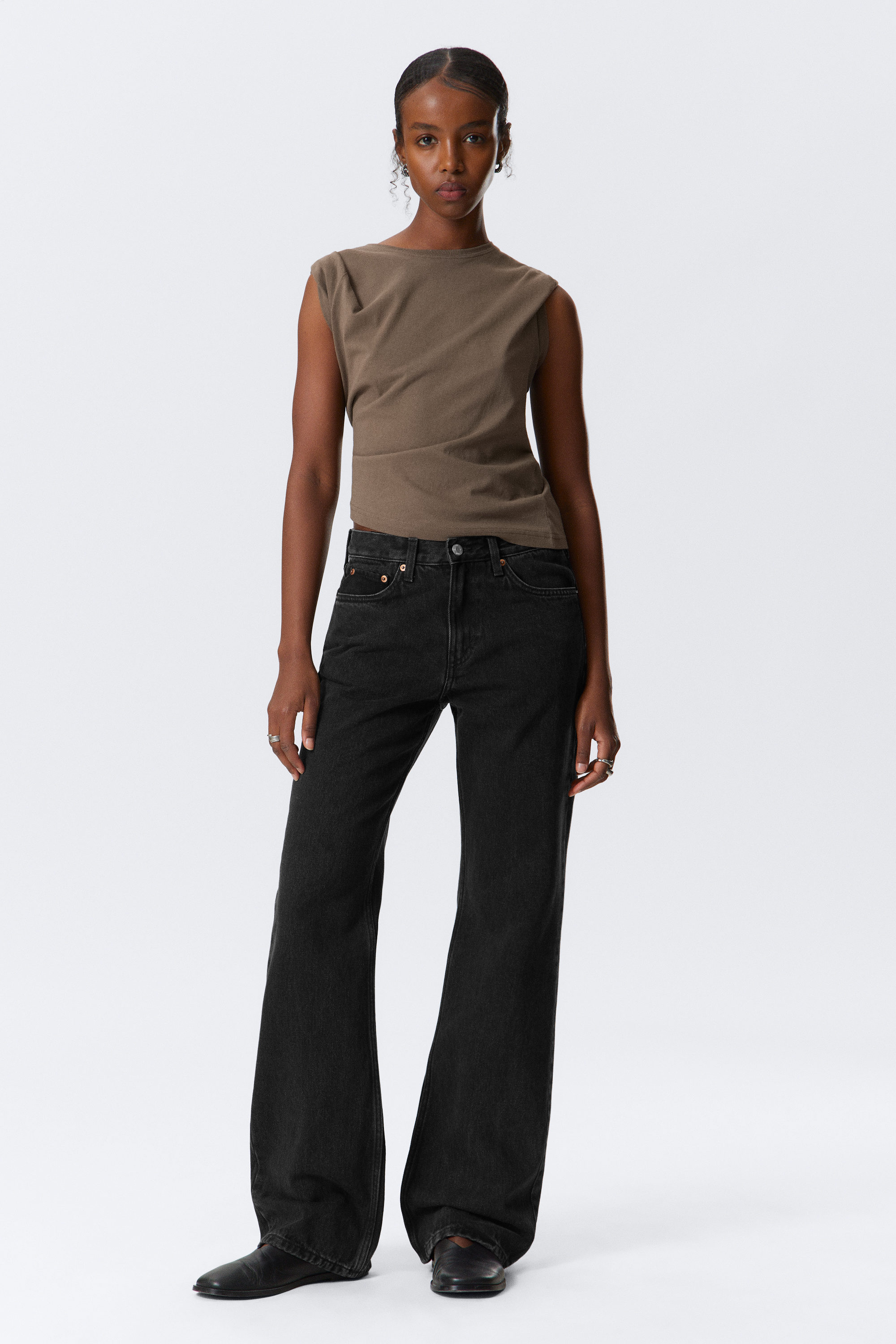 Tuned Black - Black - Moon Mid Rise Regular Bootcut Leg Jeans - 1