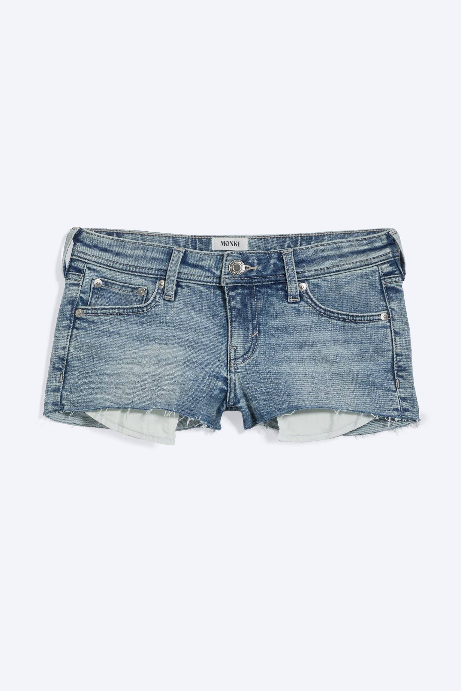 Hotpants in denim a vita bassa, vestibilità slim - Fresh Blue - Azzurro/Ink Black – Nero - 2