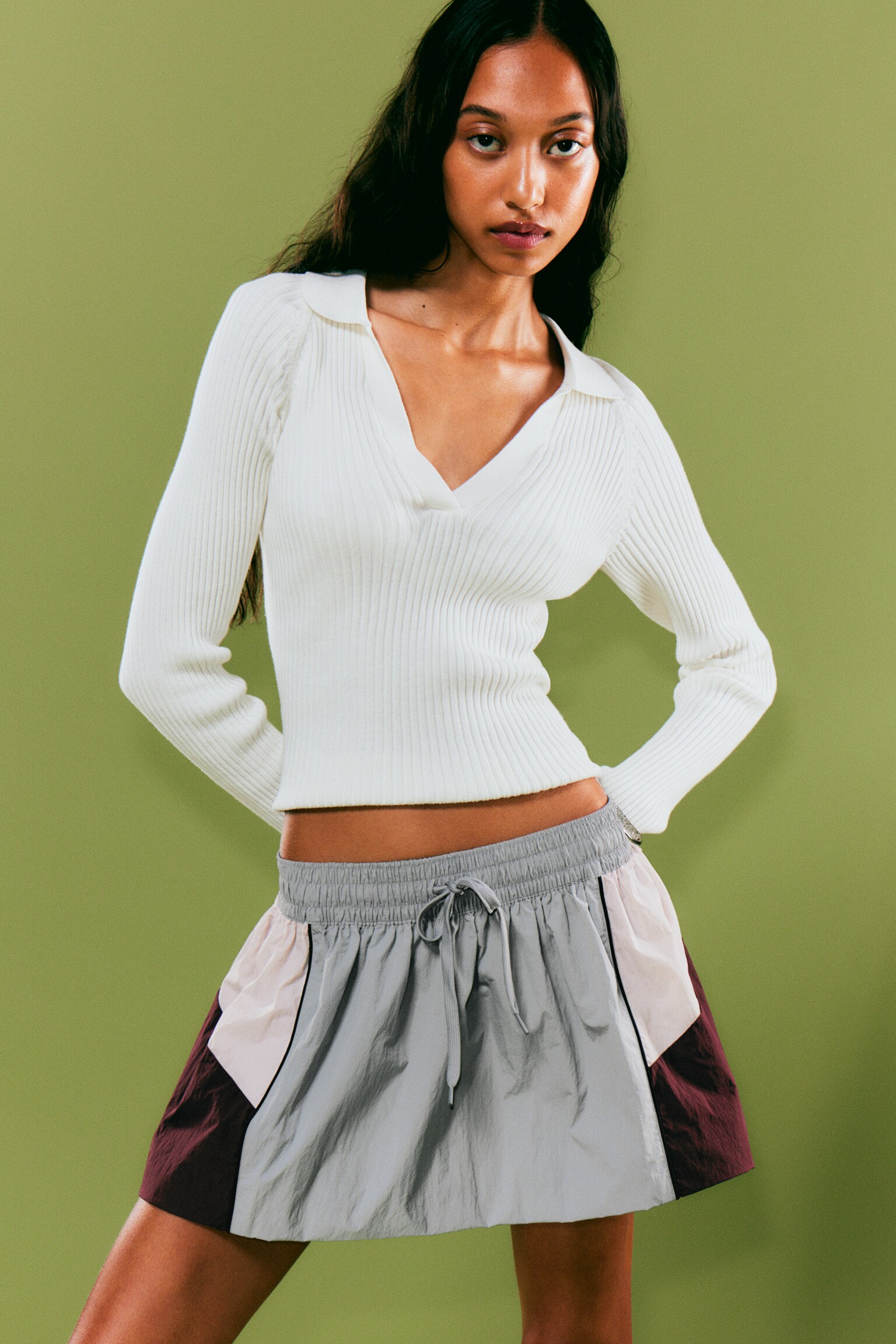 A-Linien-Minirock aus Nylon im Colourblock-Design - Grau/Rosa/Rot - 5