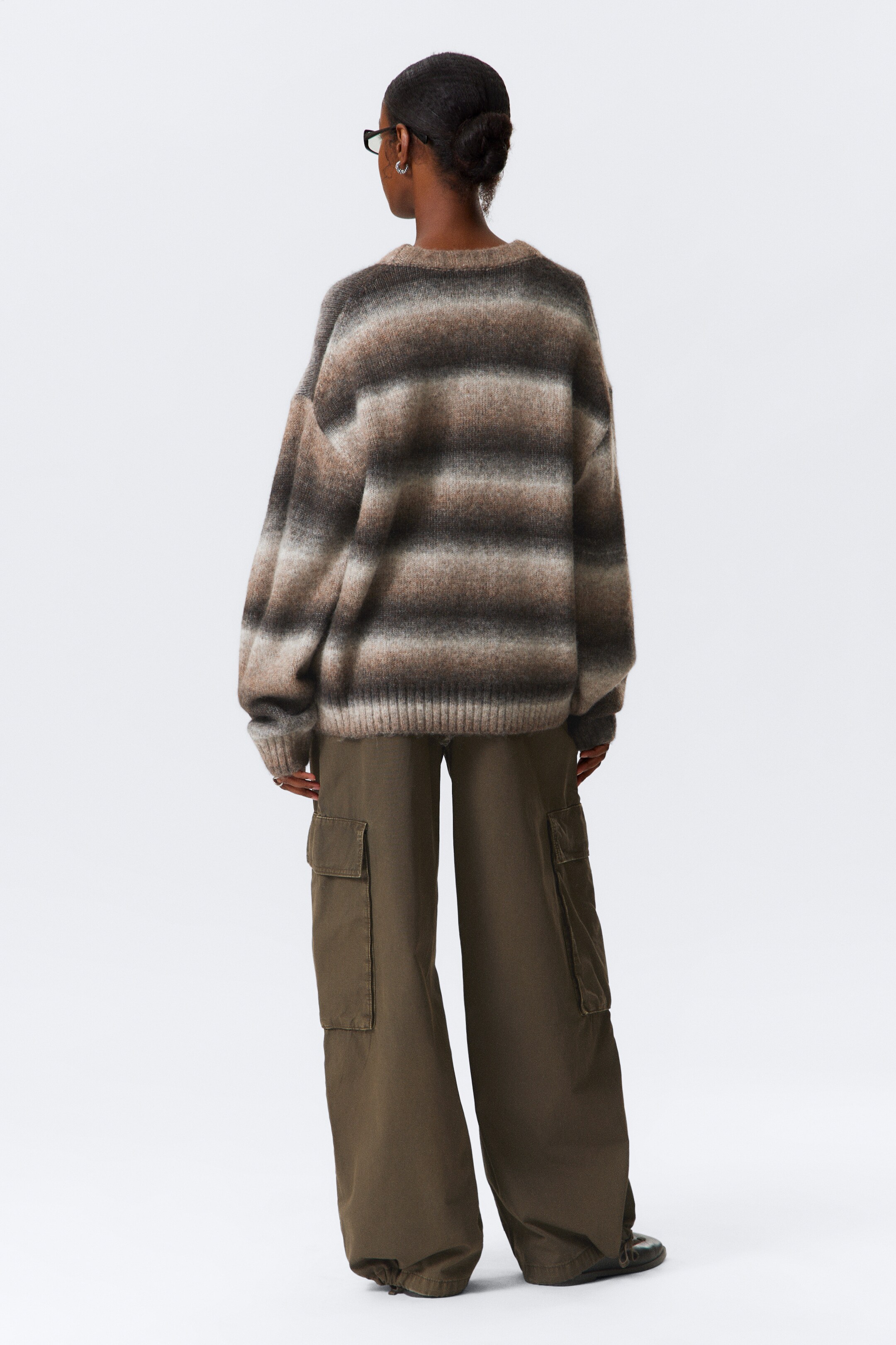 View larger image: Loose Fit Space-Dyed Knitted Sweater - Mole Space Dye - Ladies | H&M GB 4