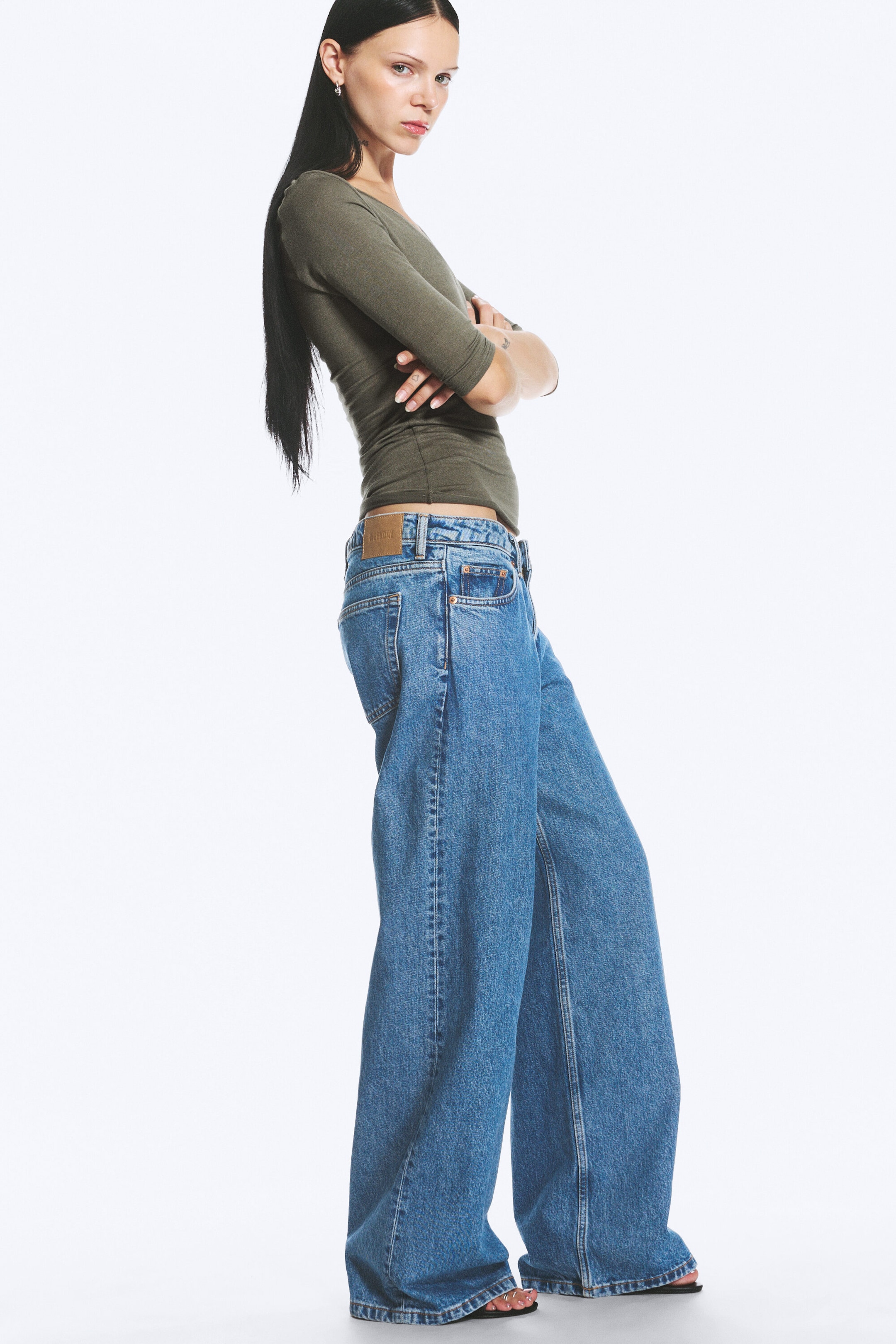 90-tallsblå – middels blå - Imoo jeans med lavt liv, vide ben og løs passform - 2