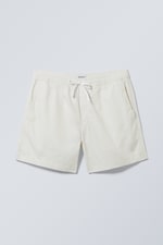 Staubiges Weiß - Oxford-Shorts mit normaler Passform - 0