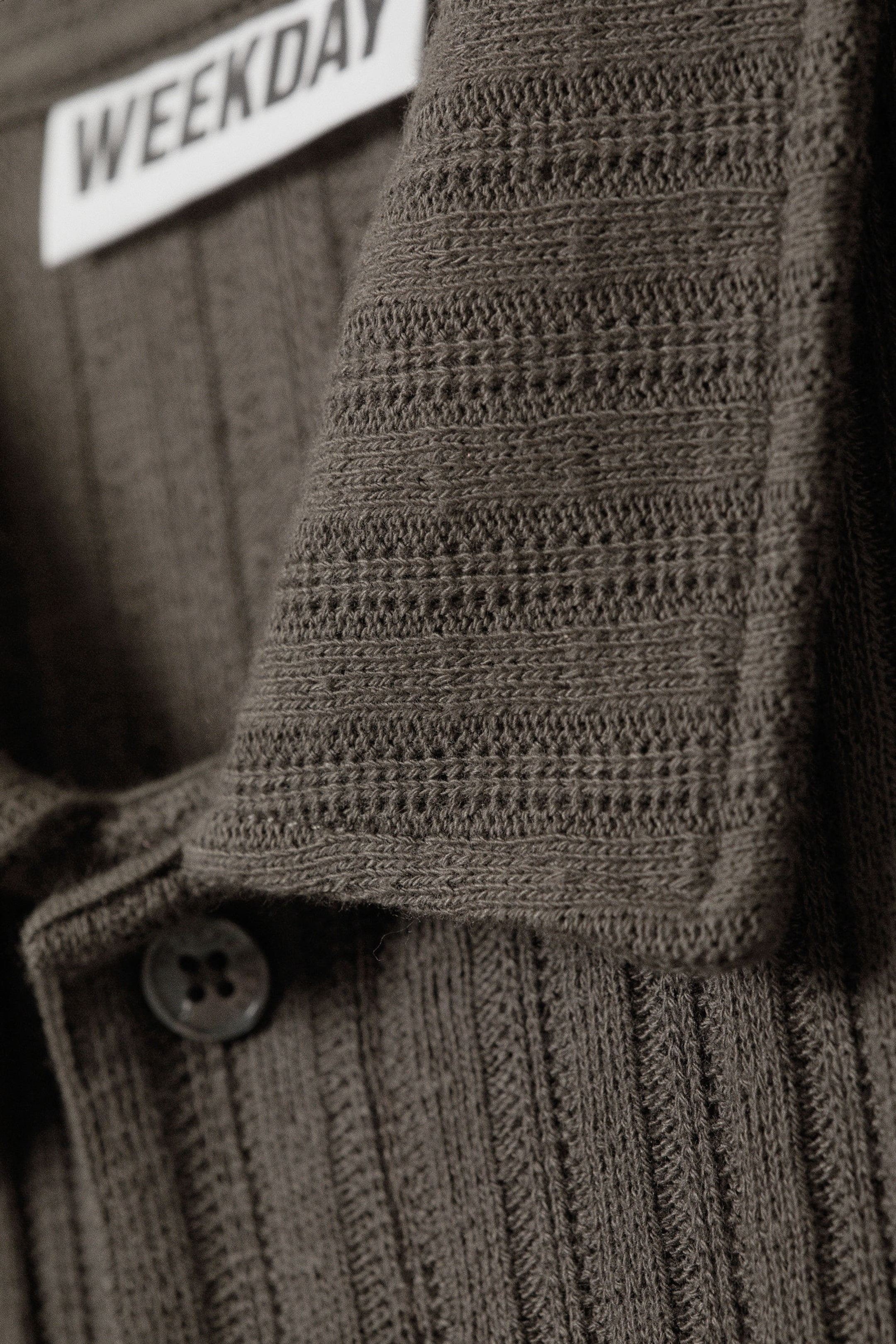 Dark Mole - Knitted Short-Sleeved Button-Up Shirt - 5