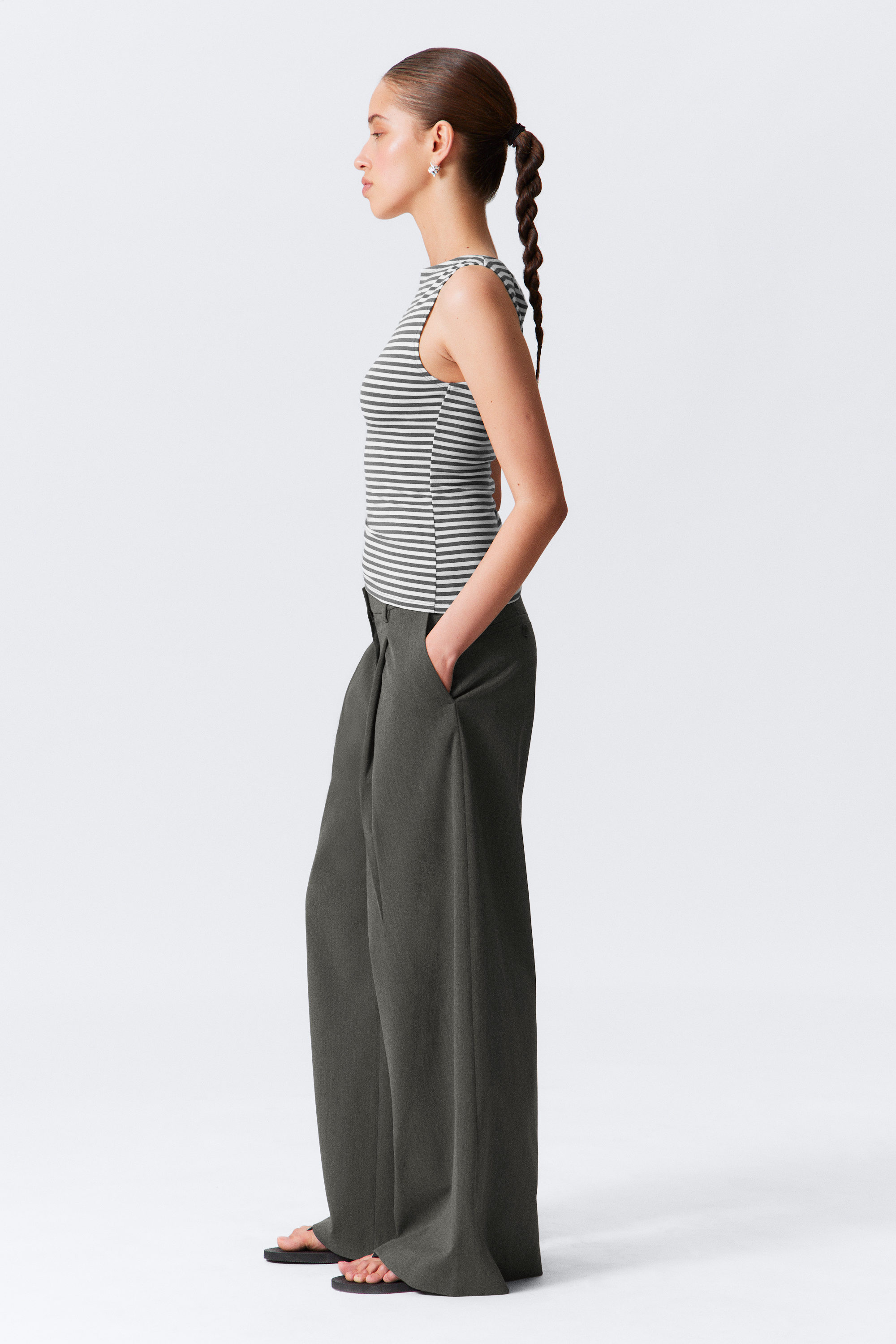 Dark Grey Melange - Low Rise Wide Leg Pleated Suiting Trousers - 2