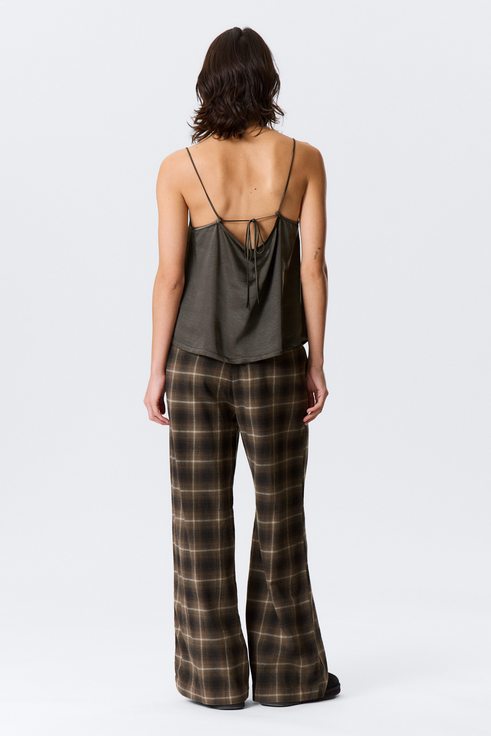 Gewaschenes Dunkelgrau - Pyjama-Top aus gewaschenem Satin - 8