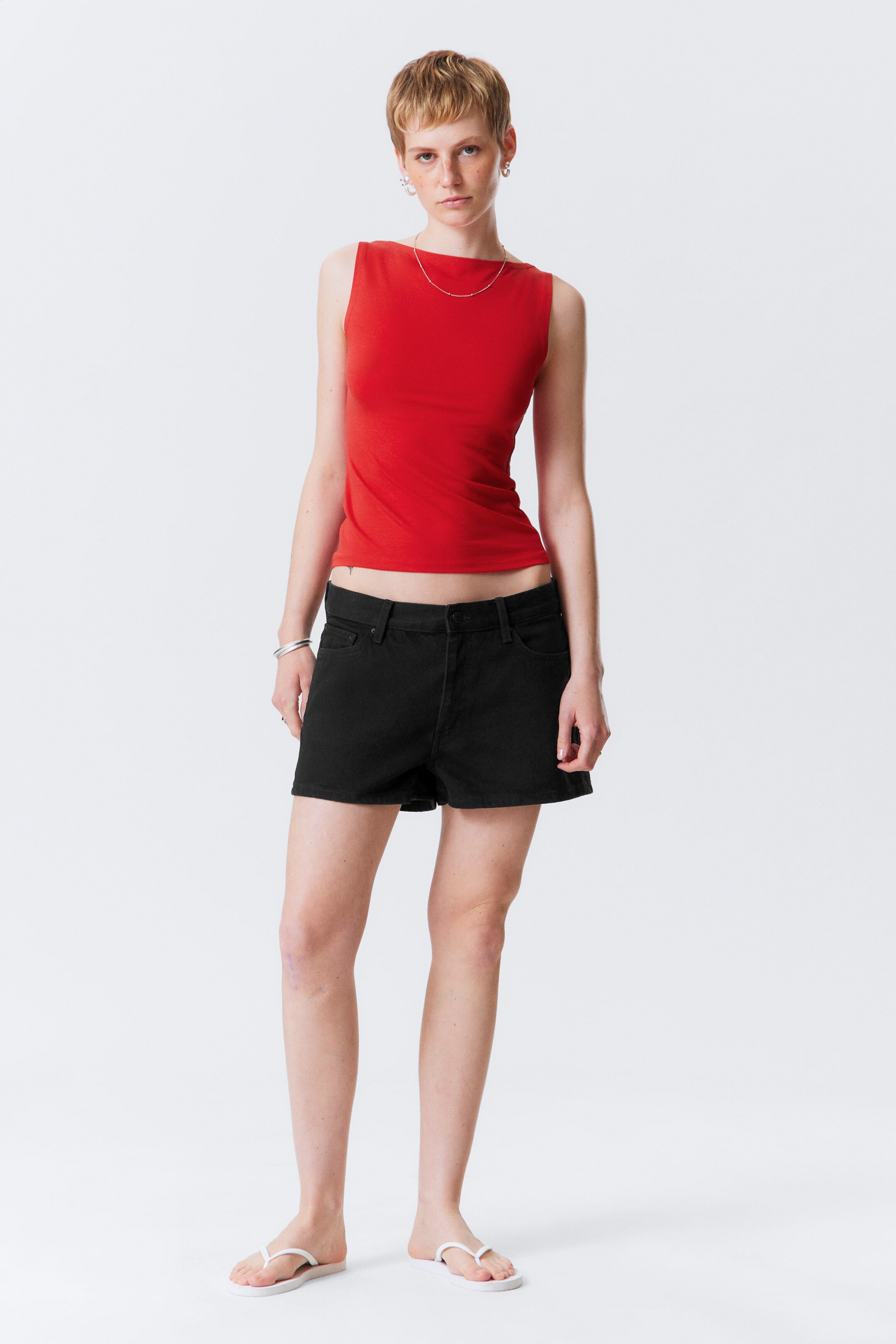 Agrandir l'image: Top sans manches à encolure bateau Annie - Rouge - FEMME | H&M FR 2
