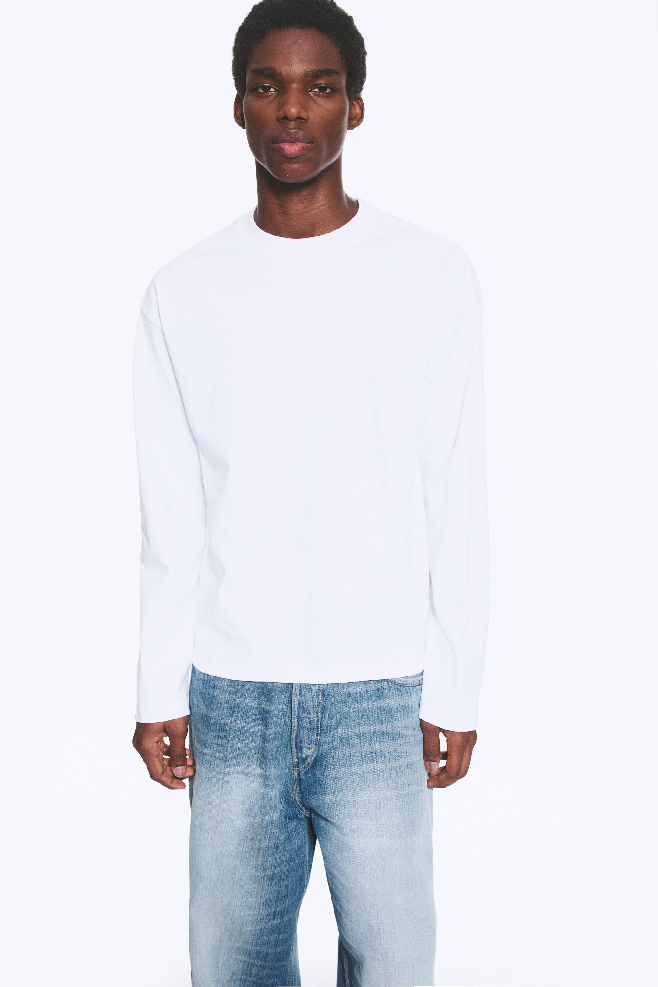 White - Loose Boxy Long-Sleeved T-shirt - 1