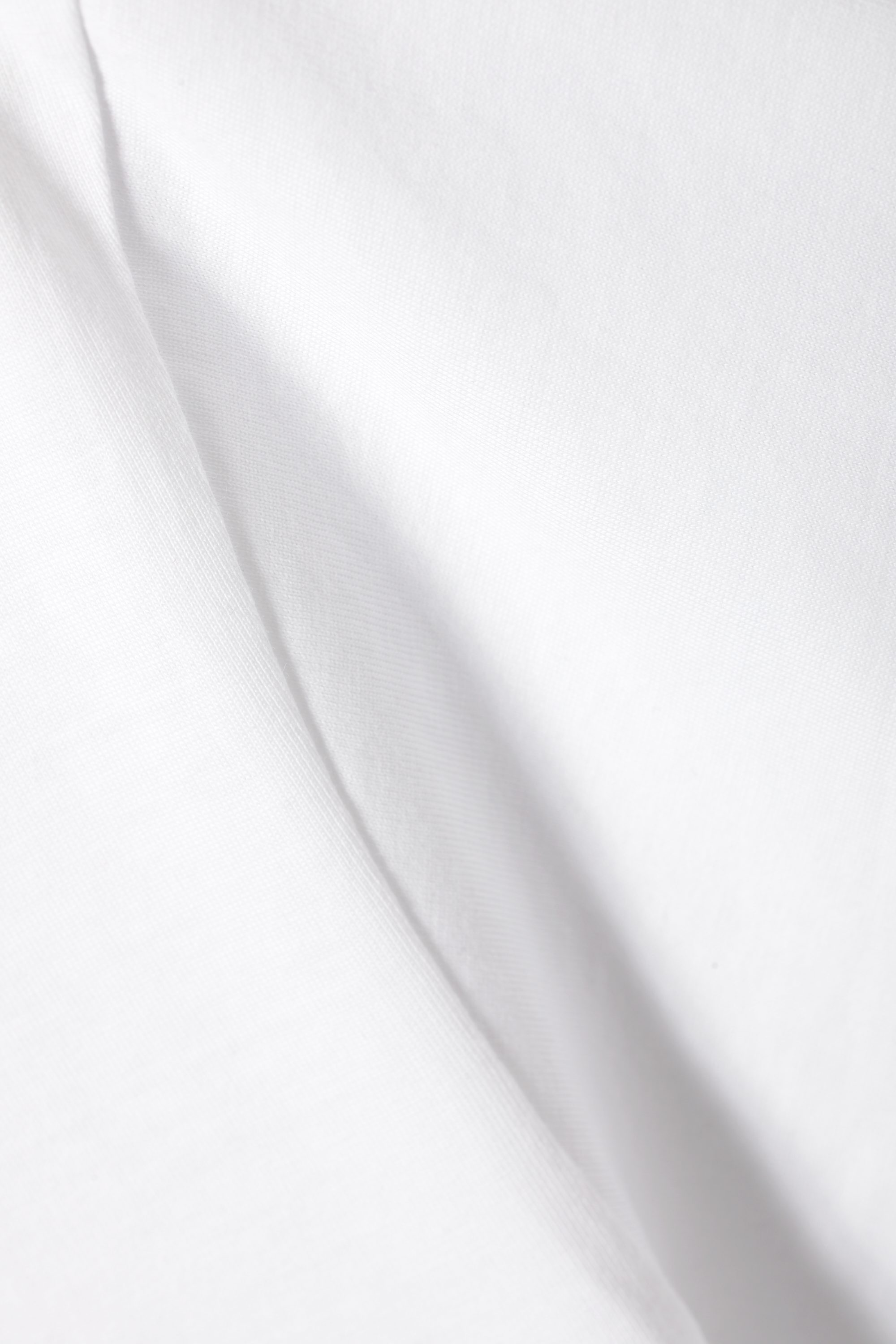 White - Standard Midweight T-shirt - 4