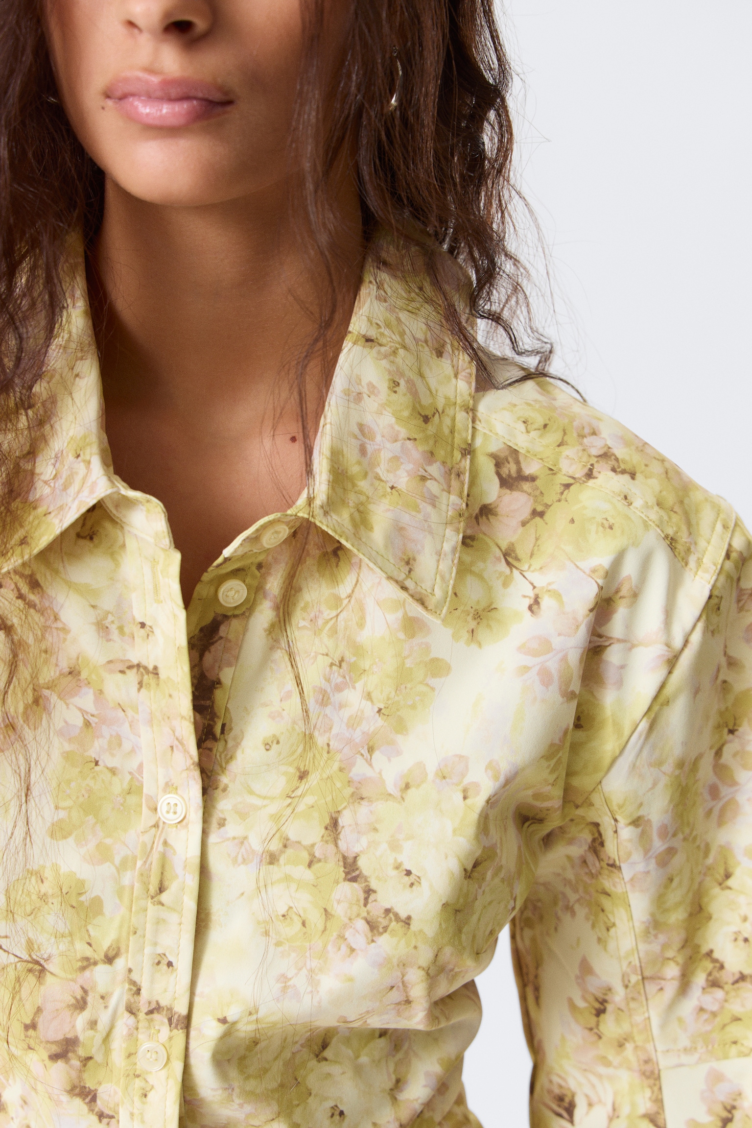 Fitted Ruched Waist Shirt - Yellow Floral Print/White - 6