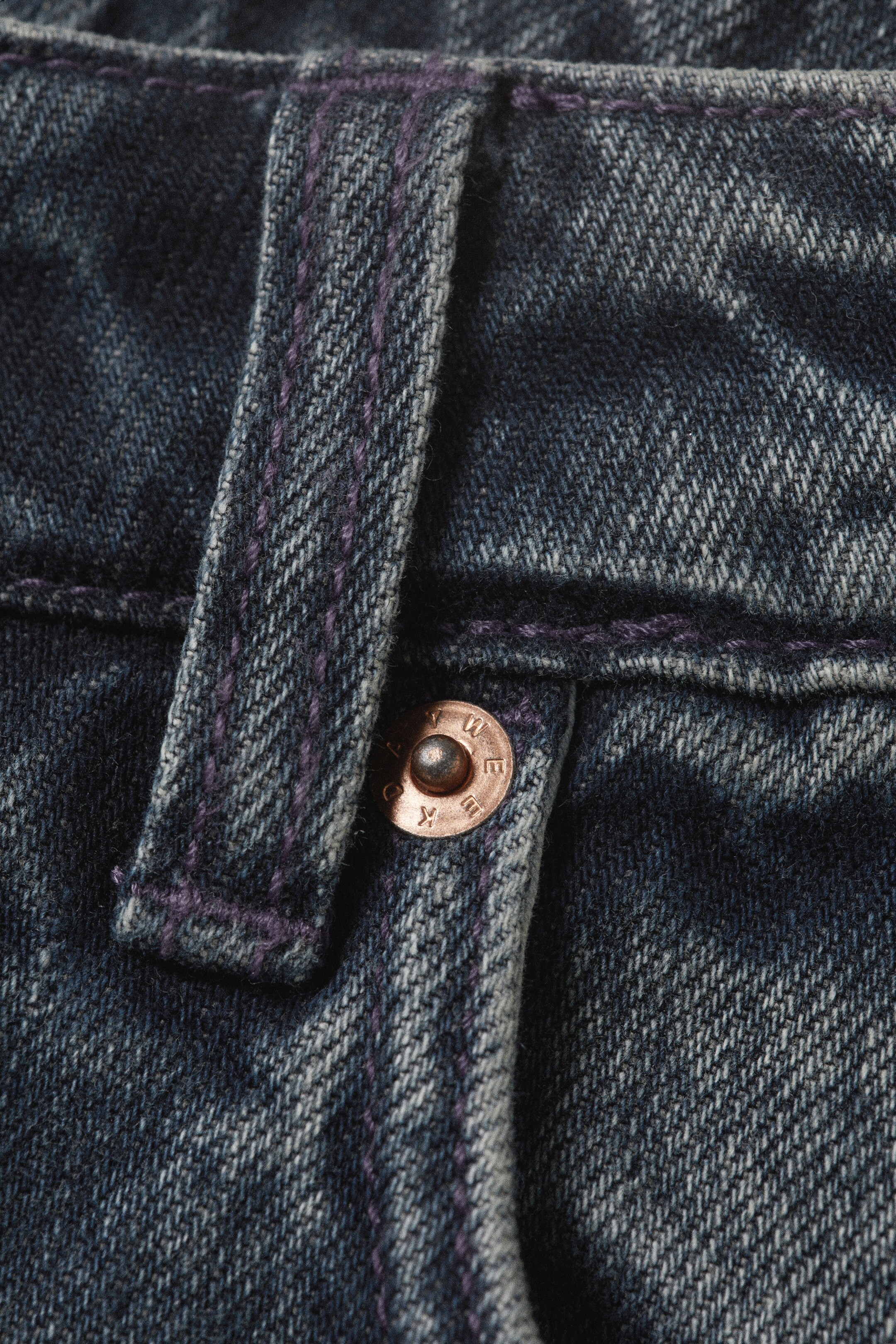 Größeres Bild anzeigen: Missy Low Rise Loose Straight Leg Jeans - Pandora Blau - Dunkelblau - Ladies | H&M AT 7