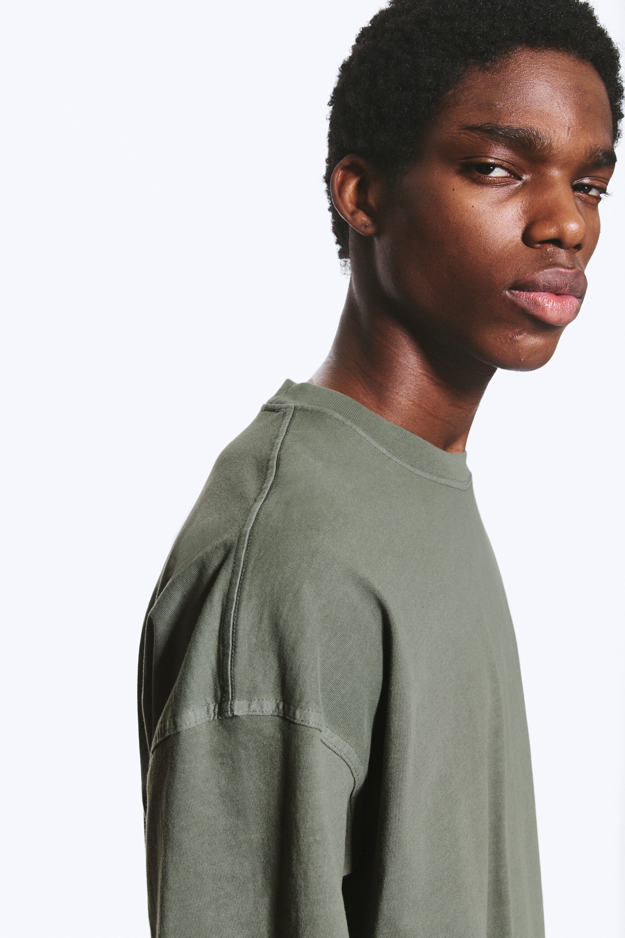 Light Dusty Khaki Green - Oversized Boxy T-Shirt - 2