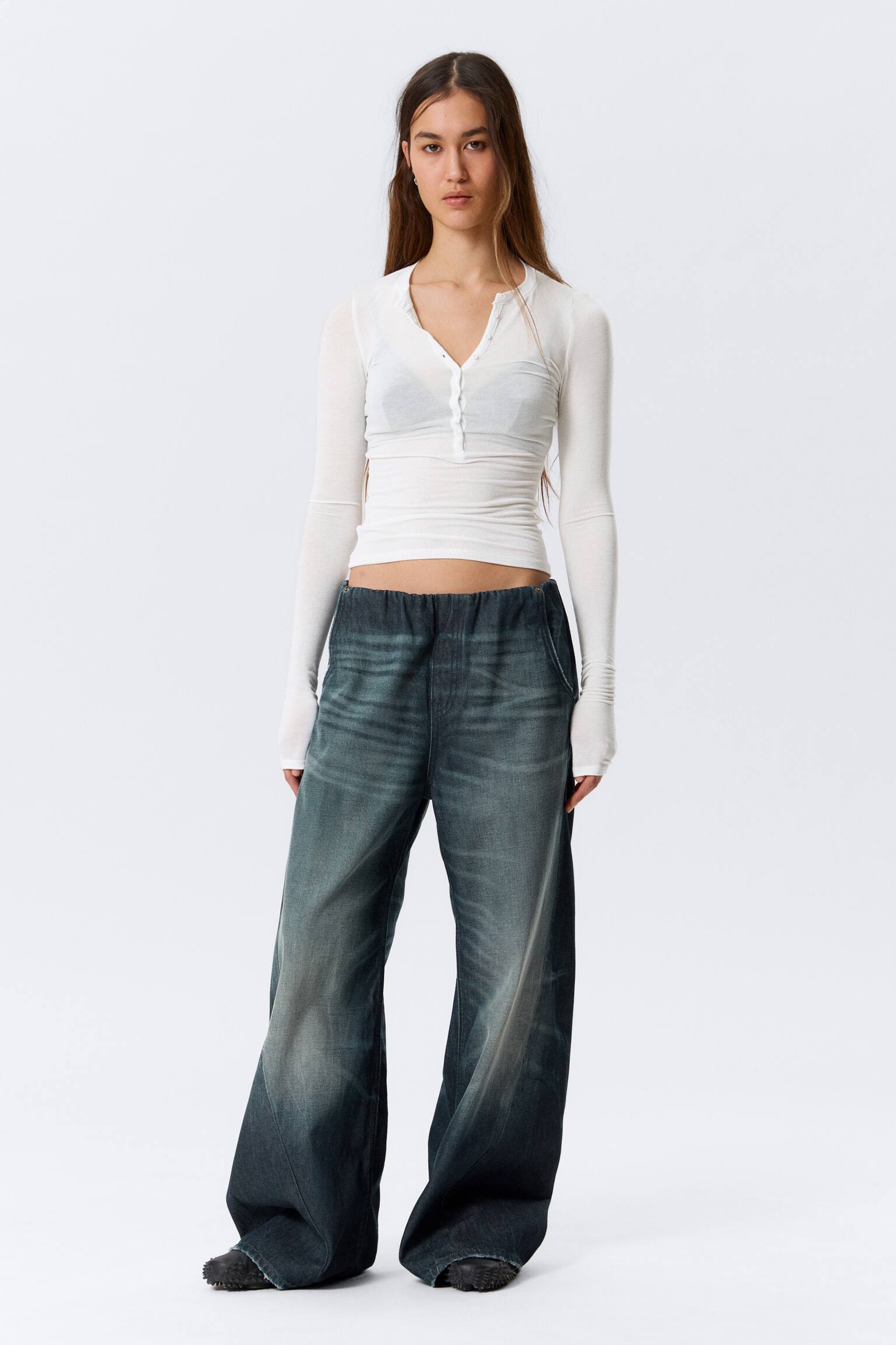 SCHMALES LANGARM-TOP MIT KNÖPFEN - Weiß/Grau meliert/Schwarz - 4