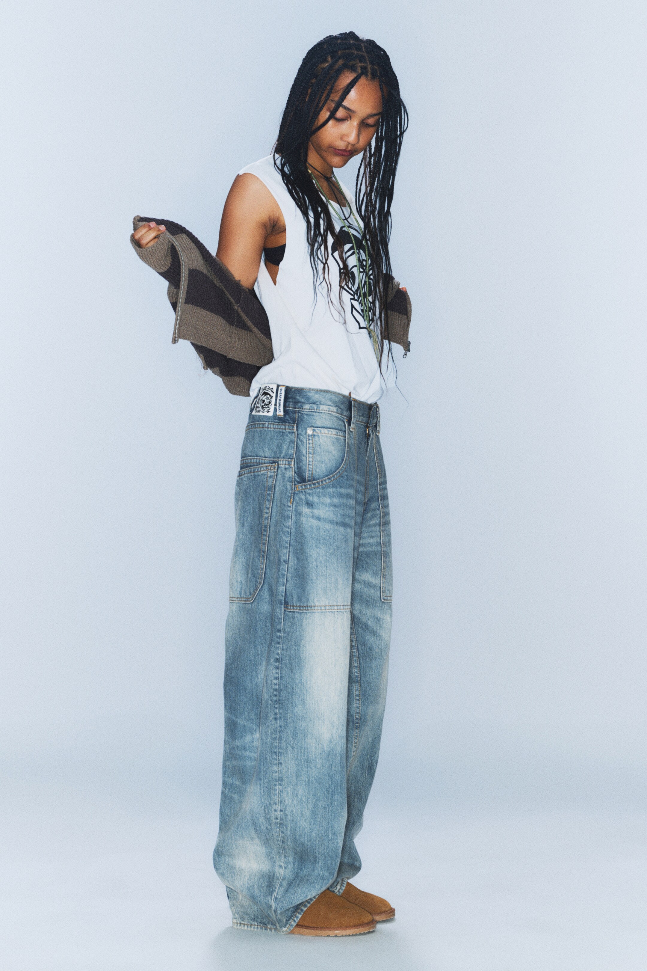 View larger image: Dunno Unisex Low Rise Loose Barrel Leg Jeans - Cloudy Blue - Medium Blue - Men | H&M GB 5