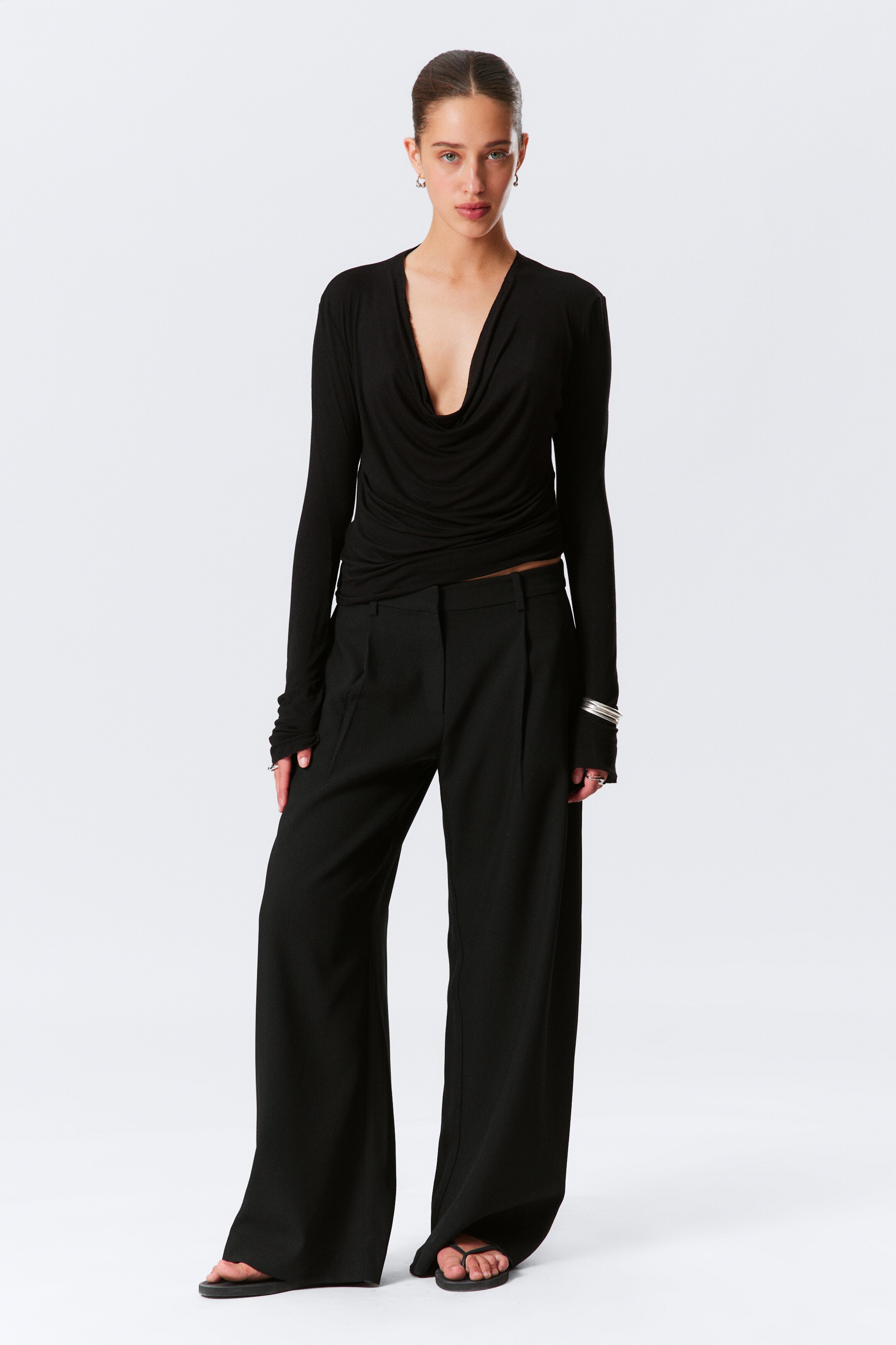 Größeres Bild ansehen: Drapiertes Langarm-Top - Schwarz - Ladies | H&M DE 2