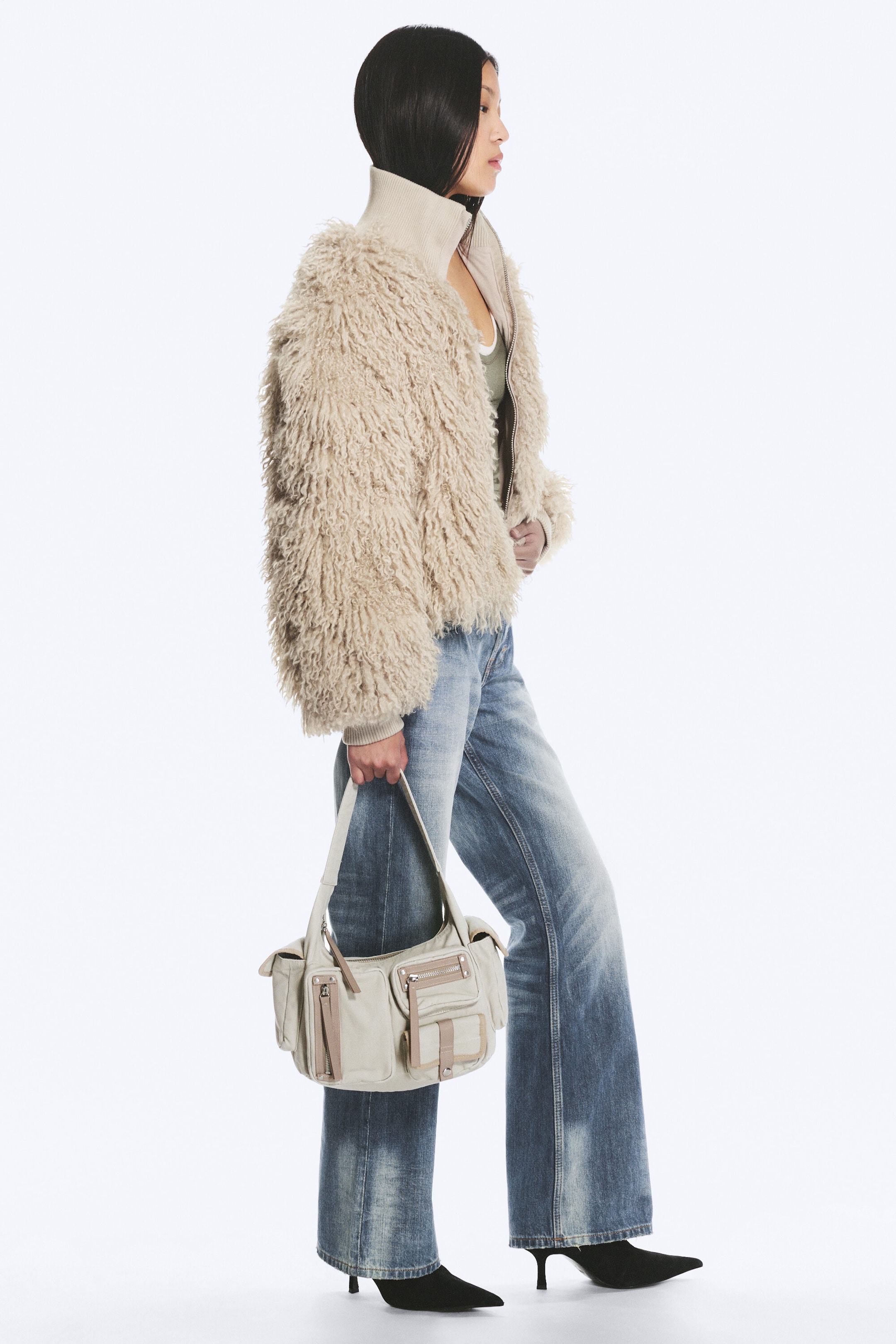 Gedecktes Hellbeige - Jacke aus Fellimitat - 3