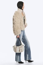 Gedecktes Hellbeige - Jacke aus Fellimitat - 3