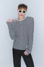 Schwarz-Weiß gestreift - CM x LB körperbetontes Unisex-Longsleeve - 5