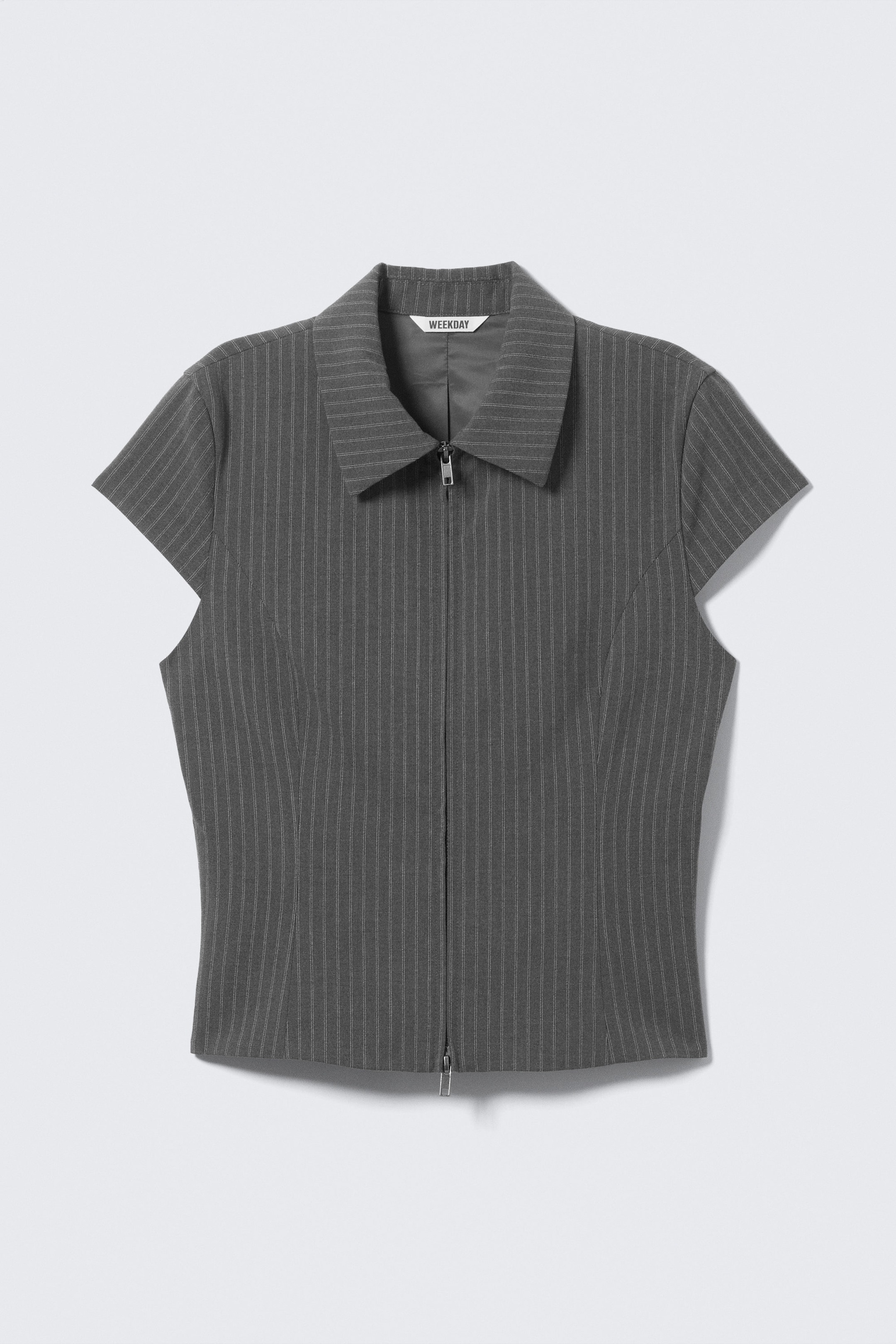 Striped Grey - Fitted Short-Sleeved Zip Top - 1