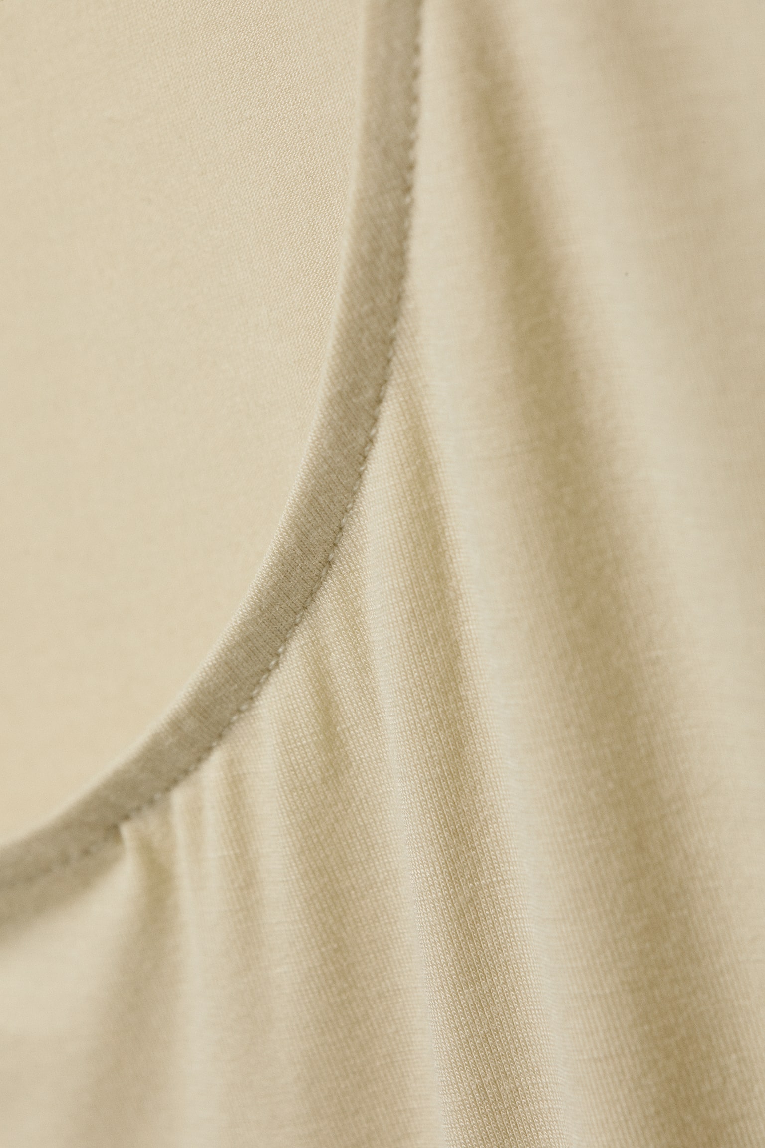 Top de espalda abierta con mangas largas - Beige claro/Negro - 6