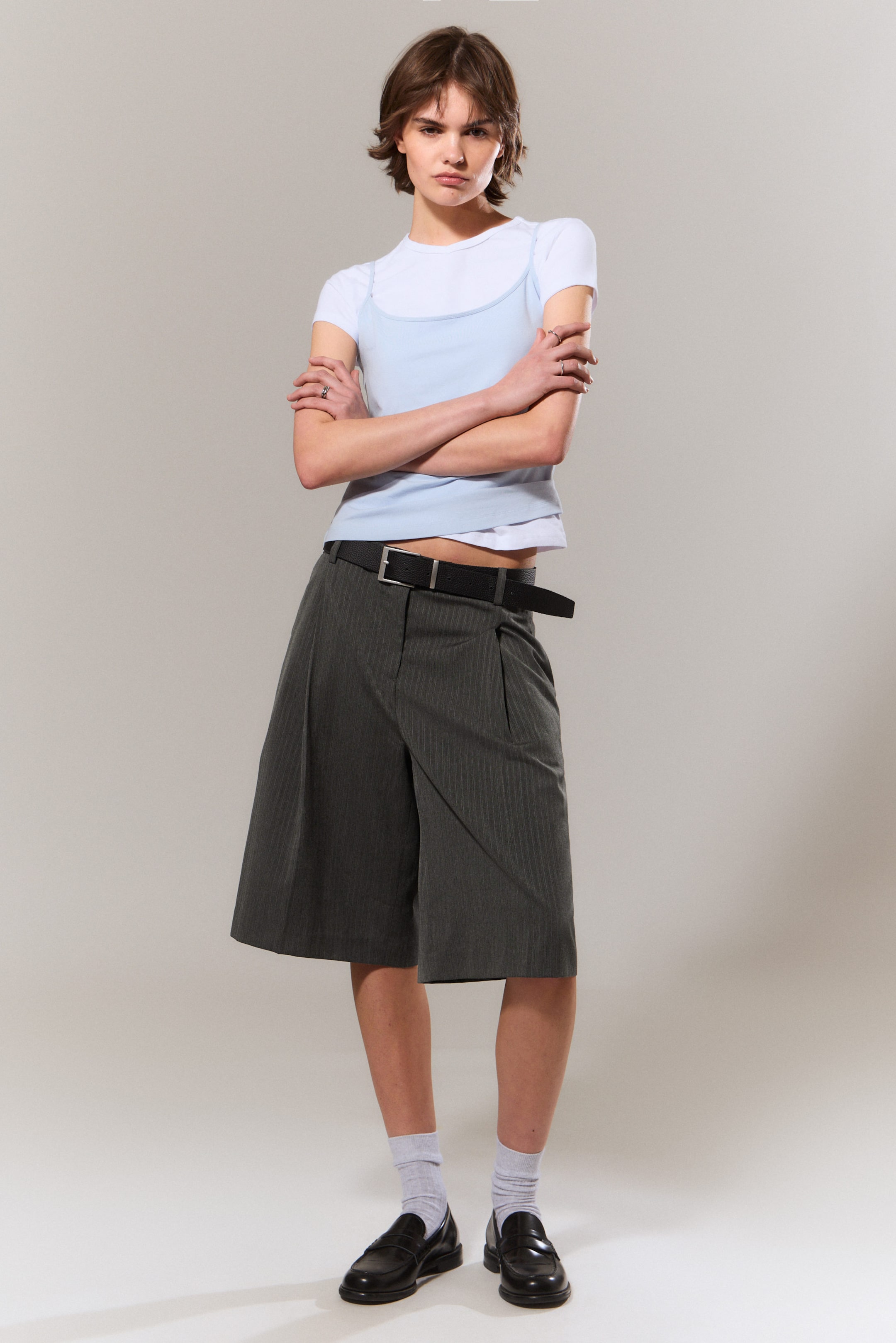 Dark Grey - Herringbone - Low Rise Loose Pleated Suiting Shorts - 1