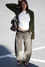 Canyon Grey - Mittelgrau - Abell Mid Waist Regular Barrel Leg Jeans - 0