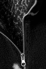 Gepunktetes Schwarz - Fleecejacke mit Reißverschluss - 4