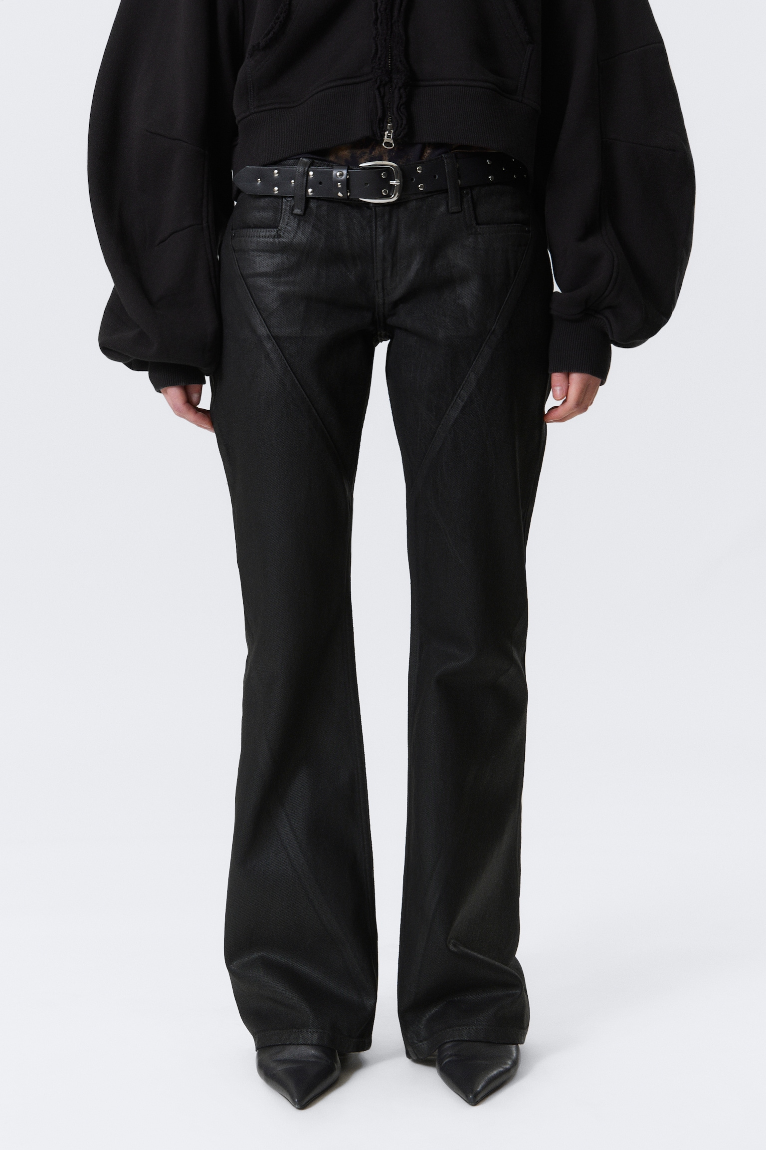 Nova Low Waist Slim Bootcut Leg Jeans - Black Coating - Svart - 7